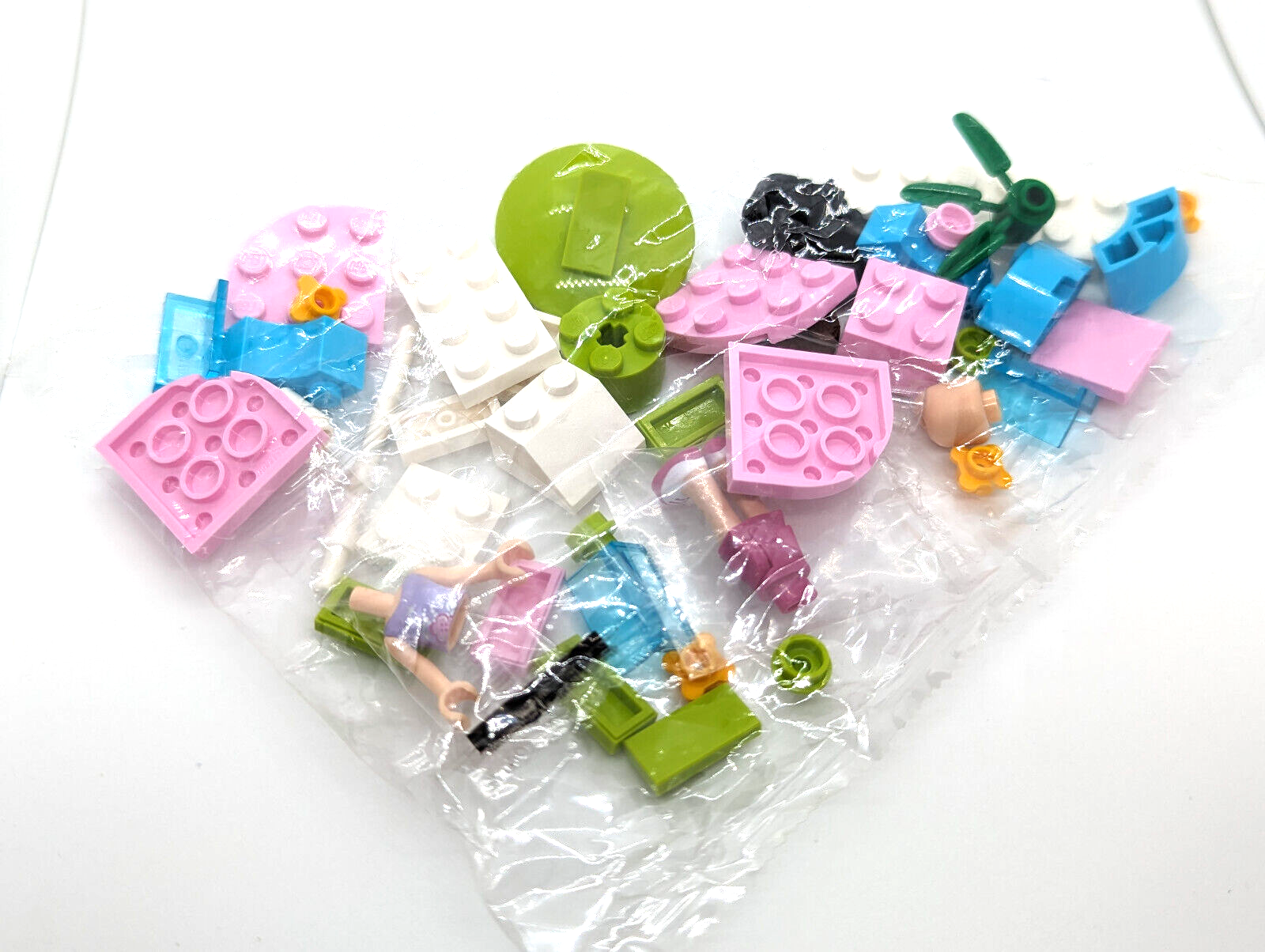 LEGO Friends: Emma's Splash Pool 3931 w/ Instructions - No Box - StudBee