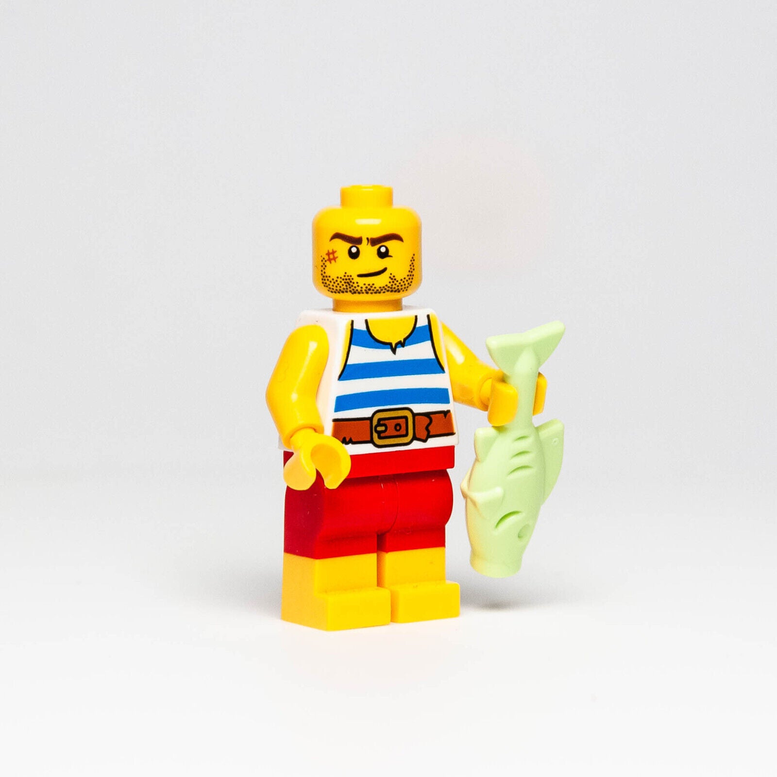 Lego Ideas Minifigure - Ray The Castaway (idea122) 40566 - StudBee