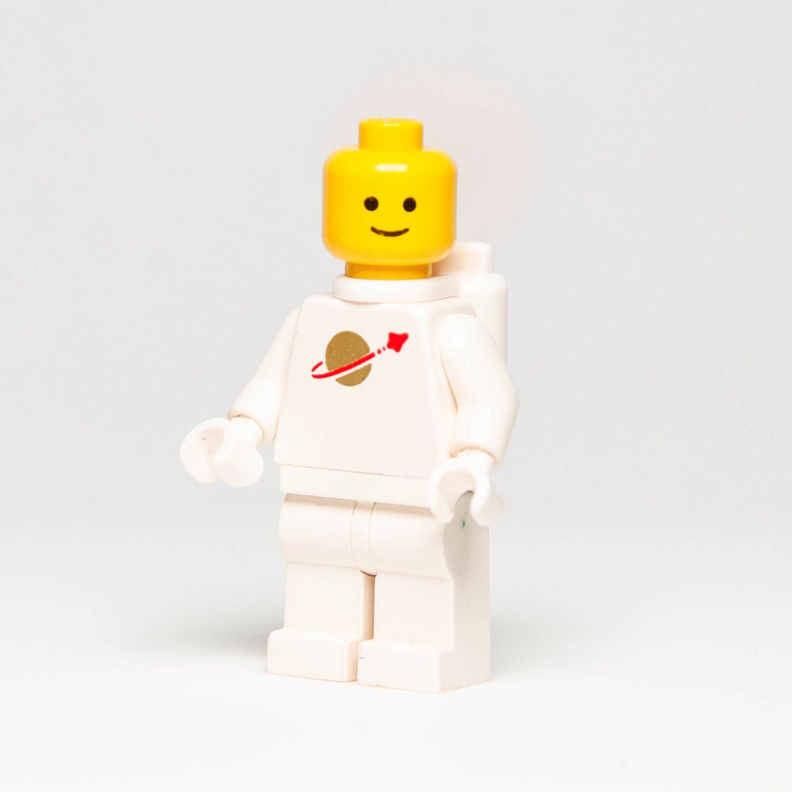 LEGO Vintage Minifigure - Classic Space White Airtanks (sp006) Astronaut Gold - StudBee
