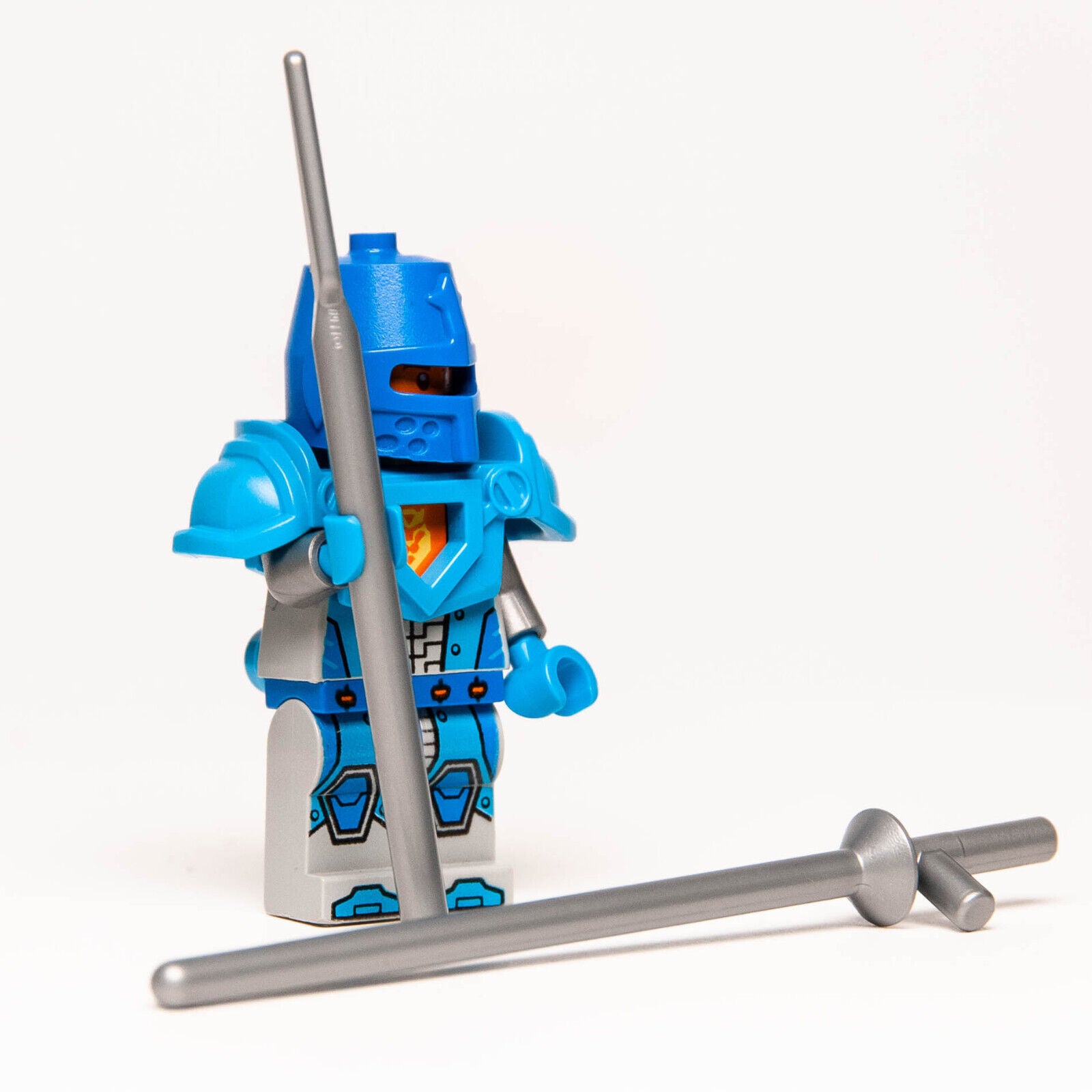 Lego Nexo Knights Minifigure: Royal Soldier / King's Guard (nex039b) 70318 30376 - StudBee