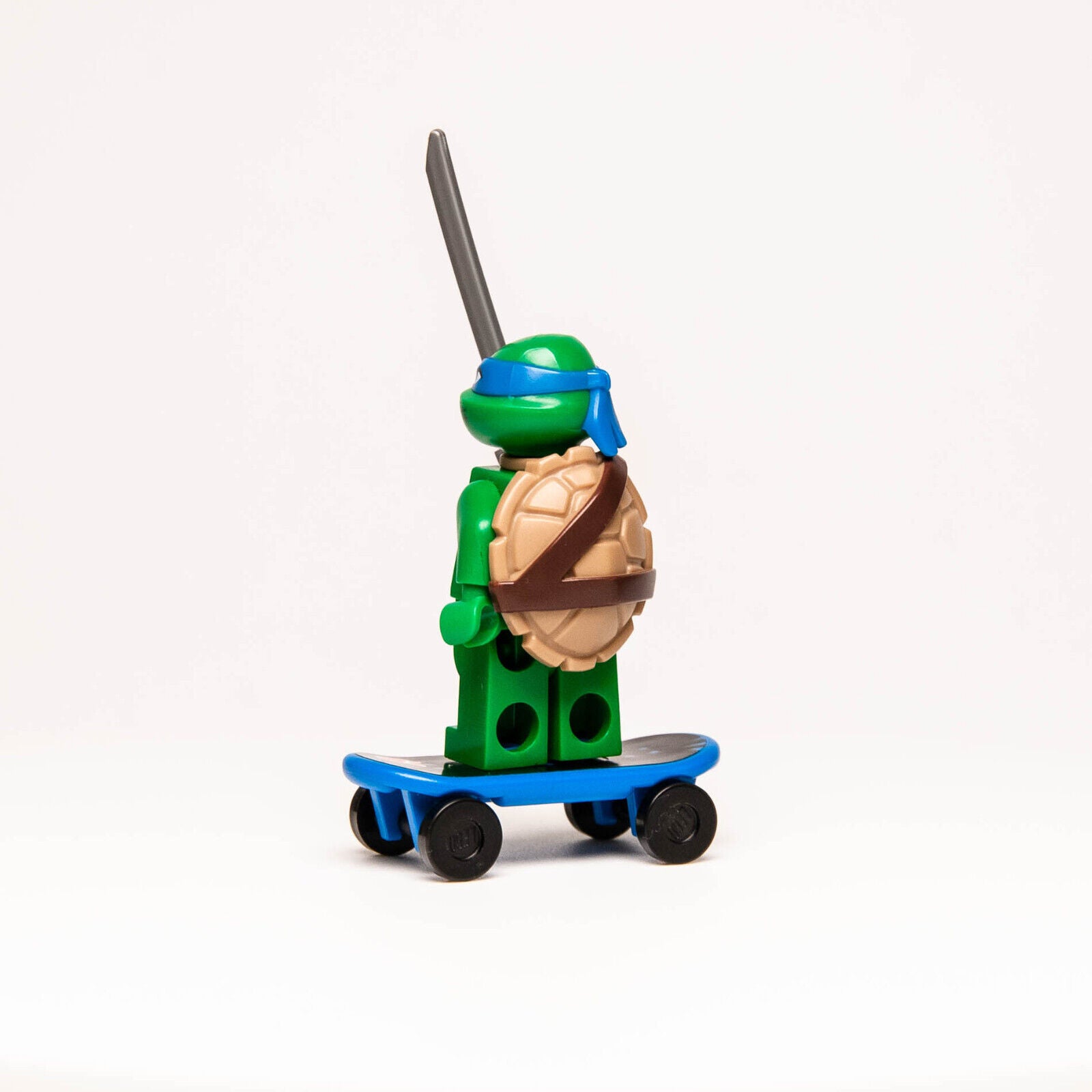 LEGO TMNT Leonardo Minifigure: Gritted Teeth, Smudges Ninja Turtle 79118 (tnt024 - StudBee