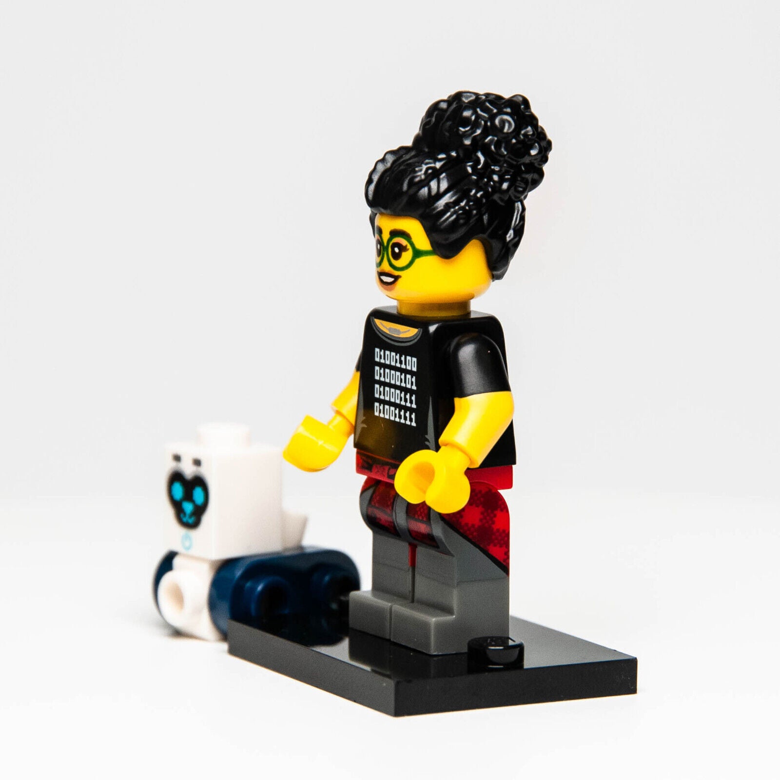 New Lego CMF Series 19 - Female Programmer col19-5 (col345) Robot 71025