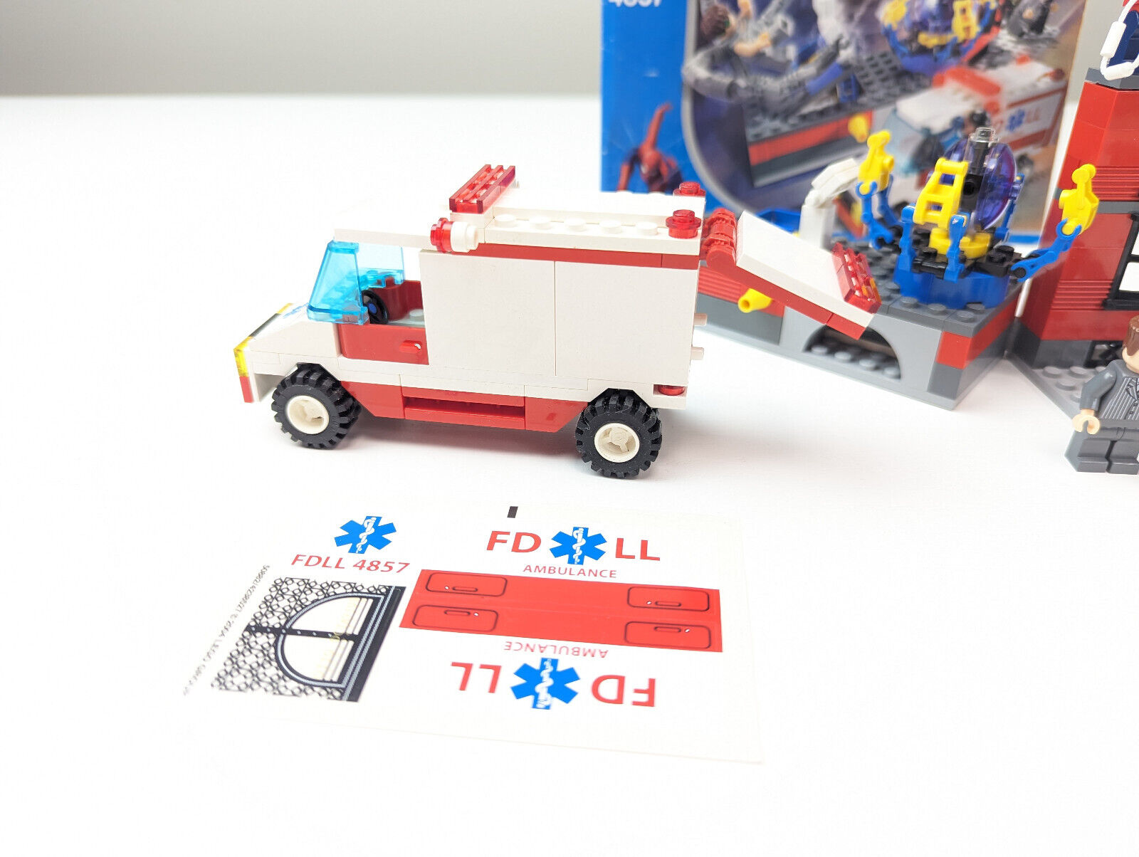 Lego 4857 Spider-Man 2 Doc Ock's Fusion Lab - Complete, Instructions New Sticker - StudBee