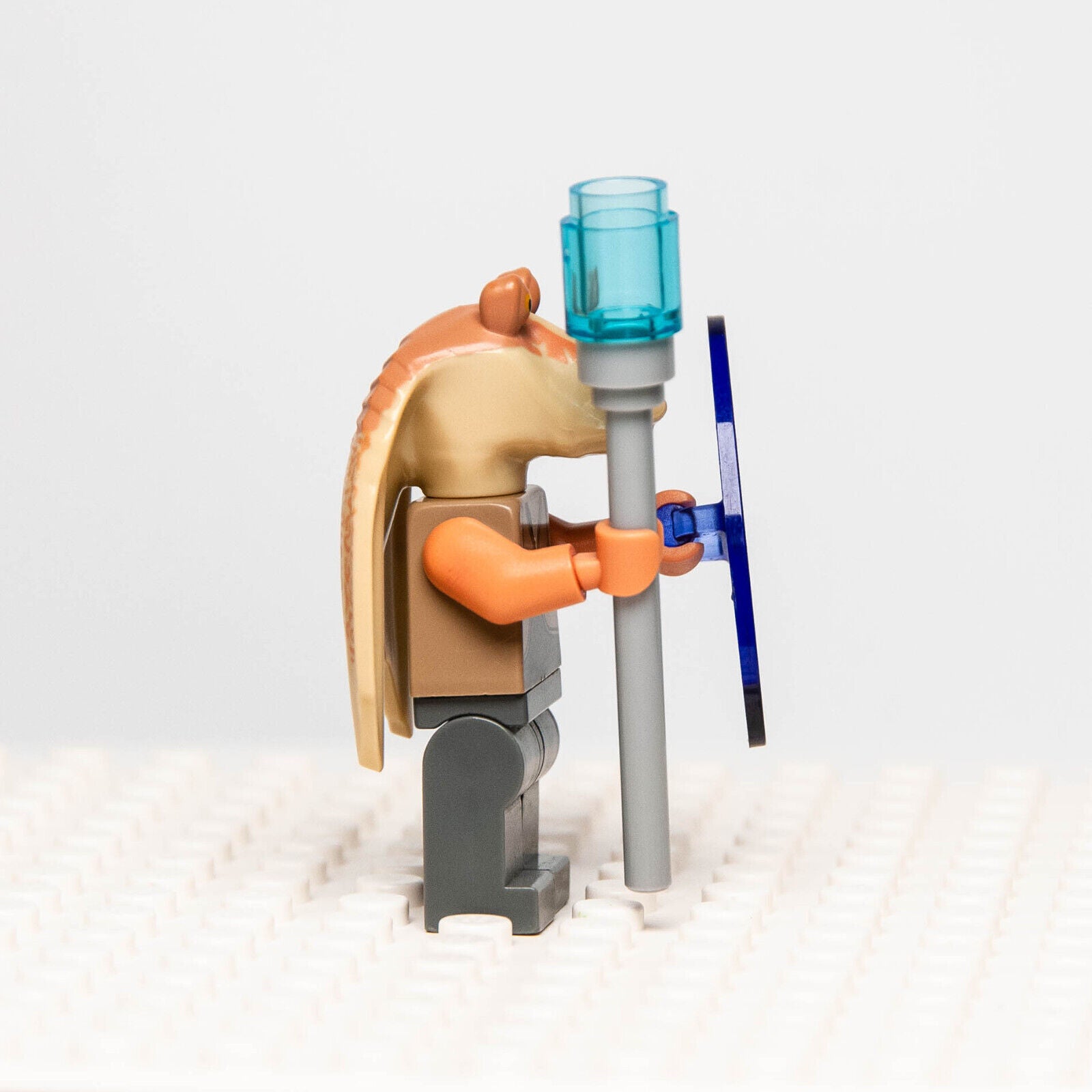 LEGO Minifigure Star Wars Jar Jar Binks w/Gungan Shield 75080 9499 7929 (sw0301 - StudBee