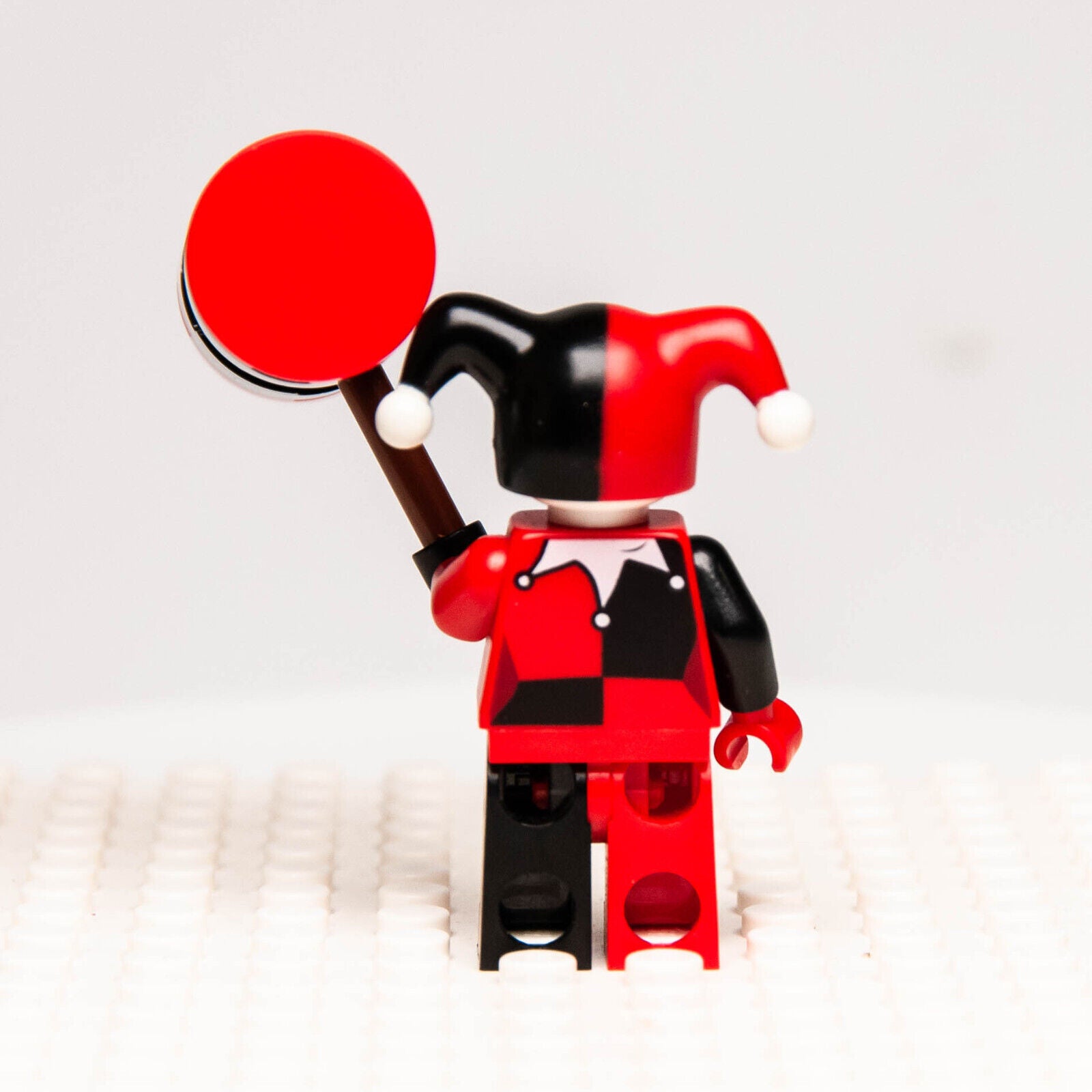 LEGO DC Super Heroes Batman Minifigure - Harley Quinn (sh024) 6857 71229 - StudBee