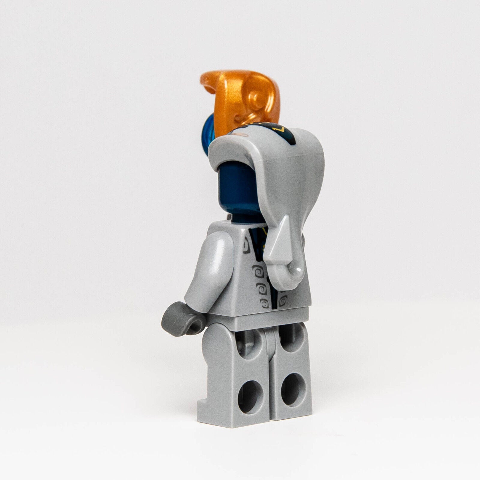 LEGO Rattla - Kai's Blade Cycle - 9441 (njo033) Minifigure w/ Staff - StudBee