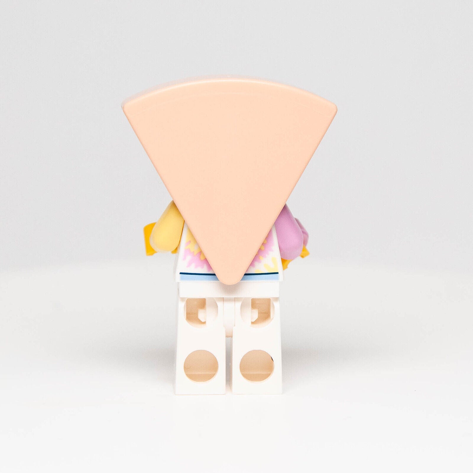 New Lego BAM 2023 Minifigure Strawberry Shortcake w/ Pastel TieDye Shirt - StudBee