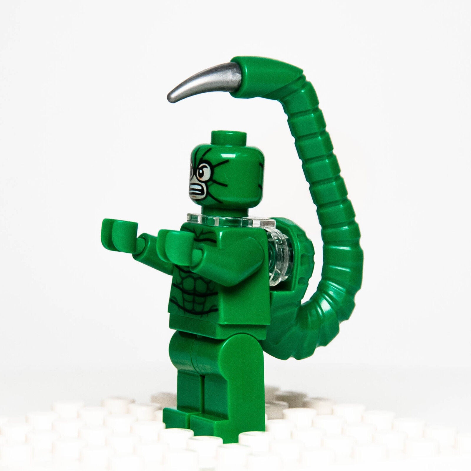Lego Spider-Man Minifigure - Green Scorpion (sh0269) 10754 76057