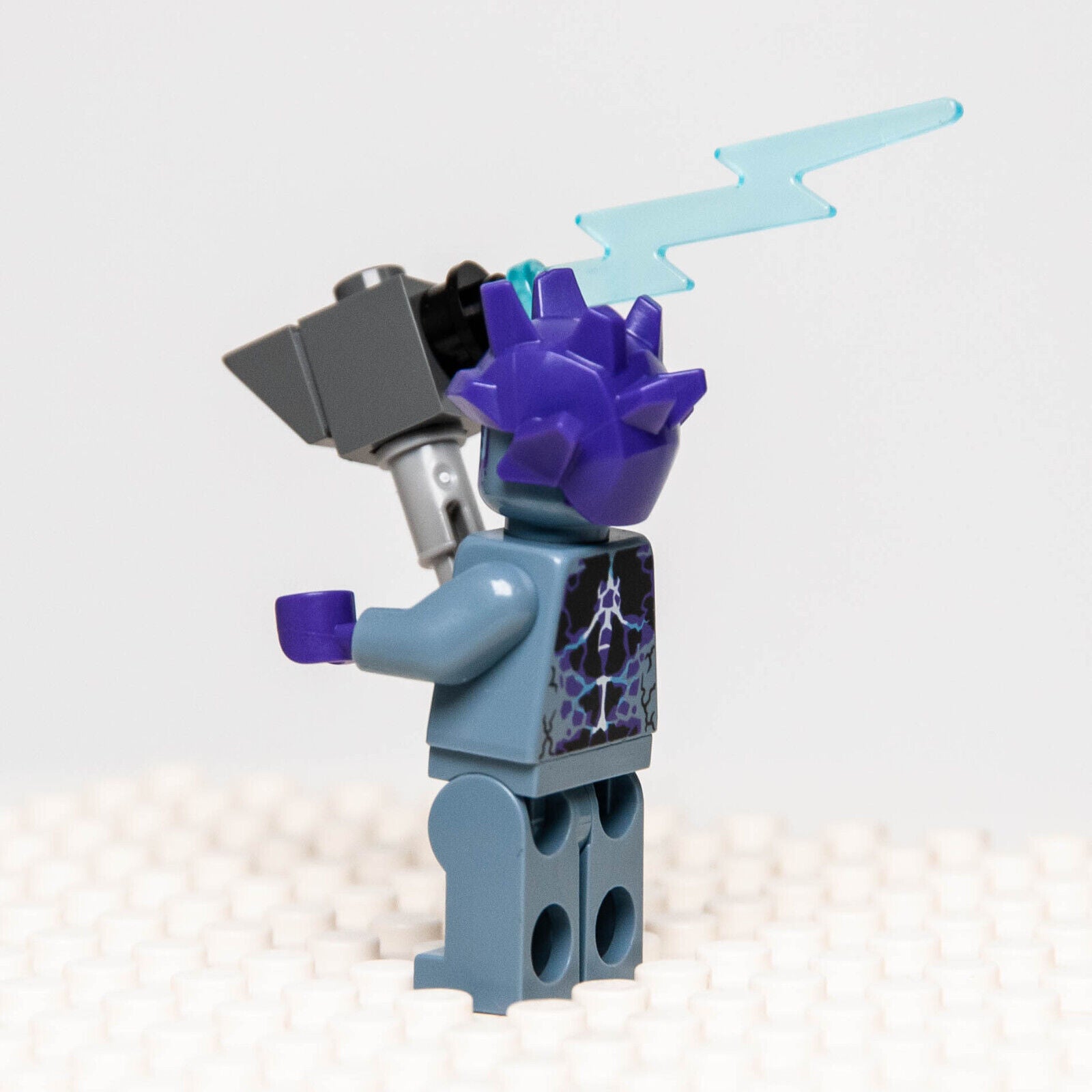 LEGO Nexo Knights Minifigure - Stone Stomper (nex072) Shrunken HQ 30378 - StudBee