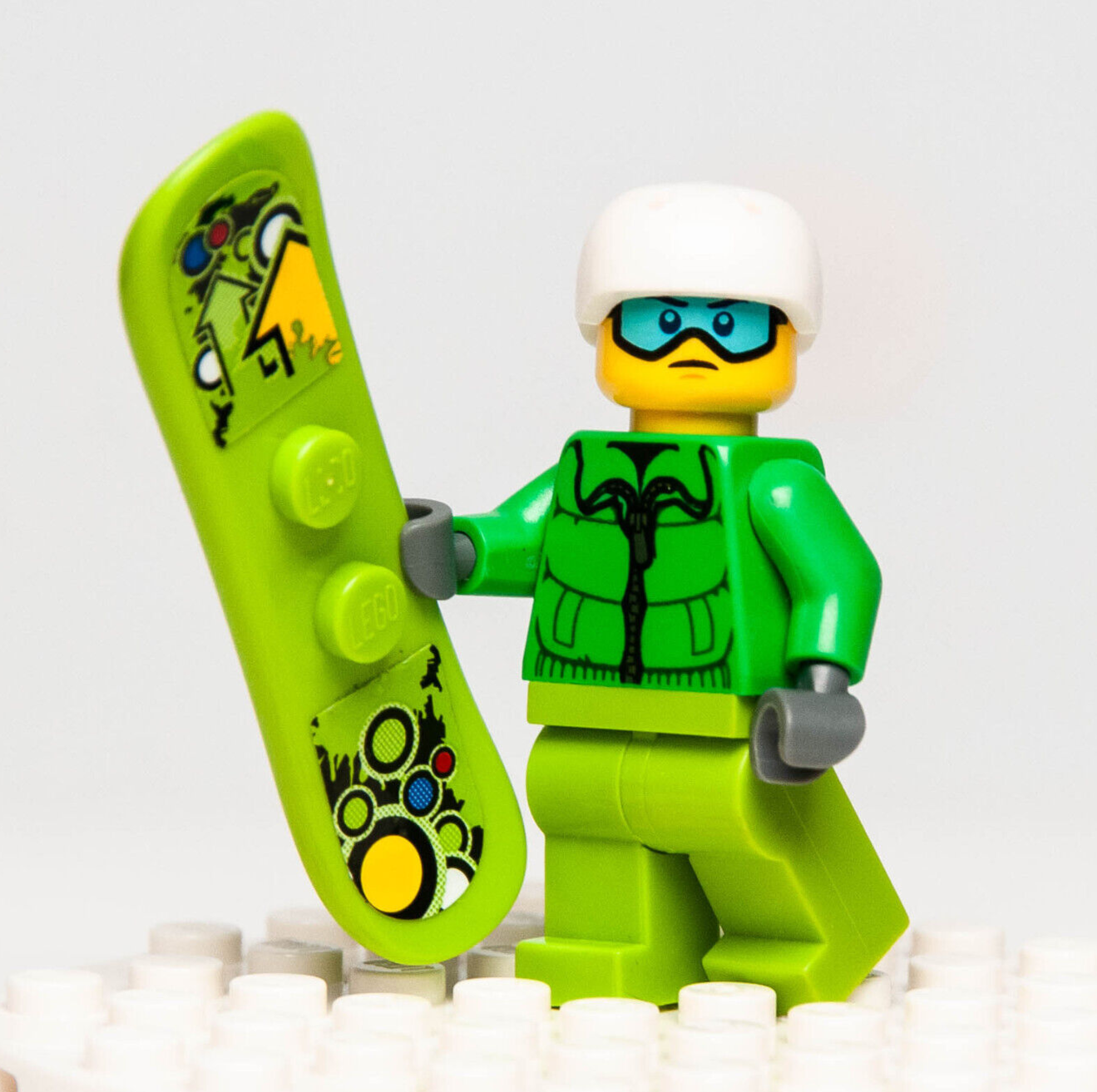 Lego City Minifigure - Winter Snowboarder Skier (cty0857) 60179 - StudBee