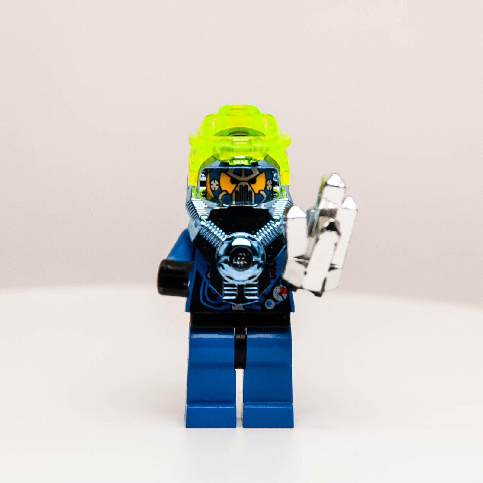 Lego Aquazone Hydronaut Diver - Navigator Hip Muddy Waders (aqu009) Chrome Rock - StudBee