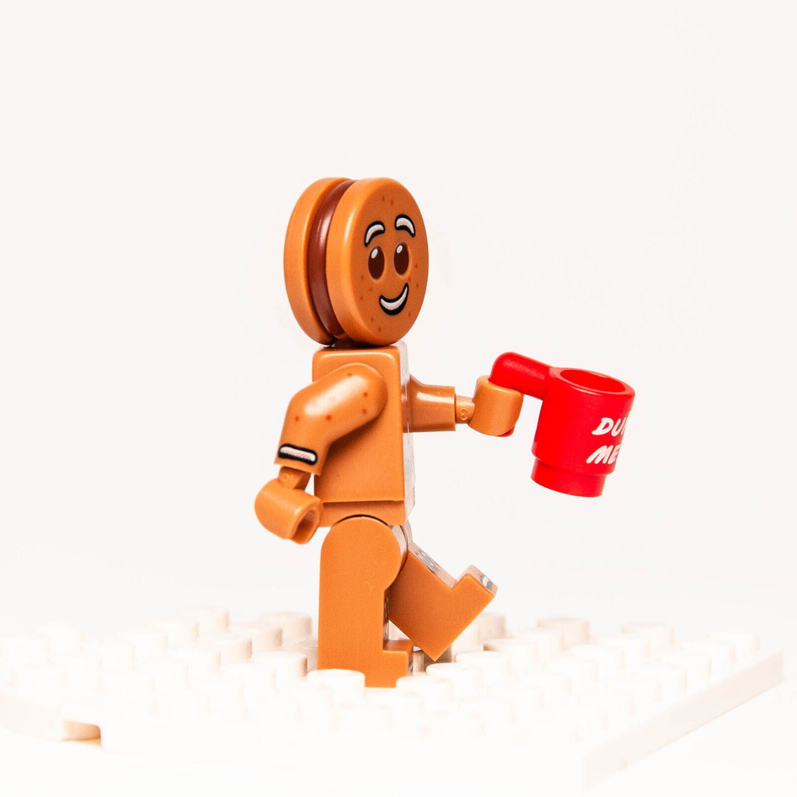 LEGO CMF Minifigure 71002 Series 11 - Gingerbread Man Christmas(col11-6) col168 - StudBee