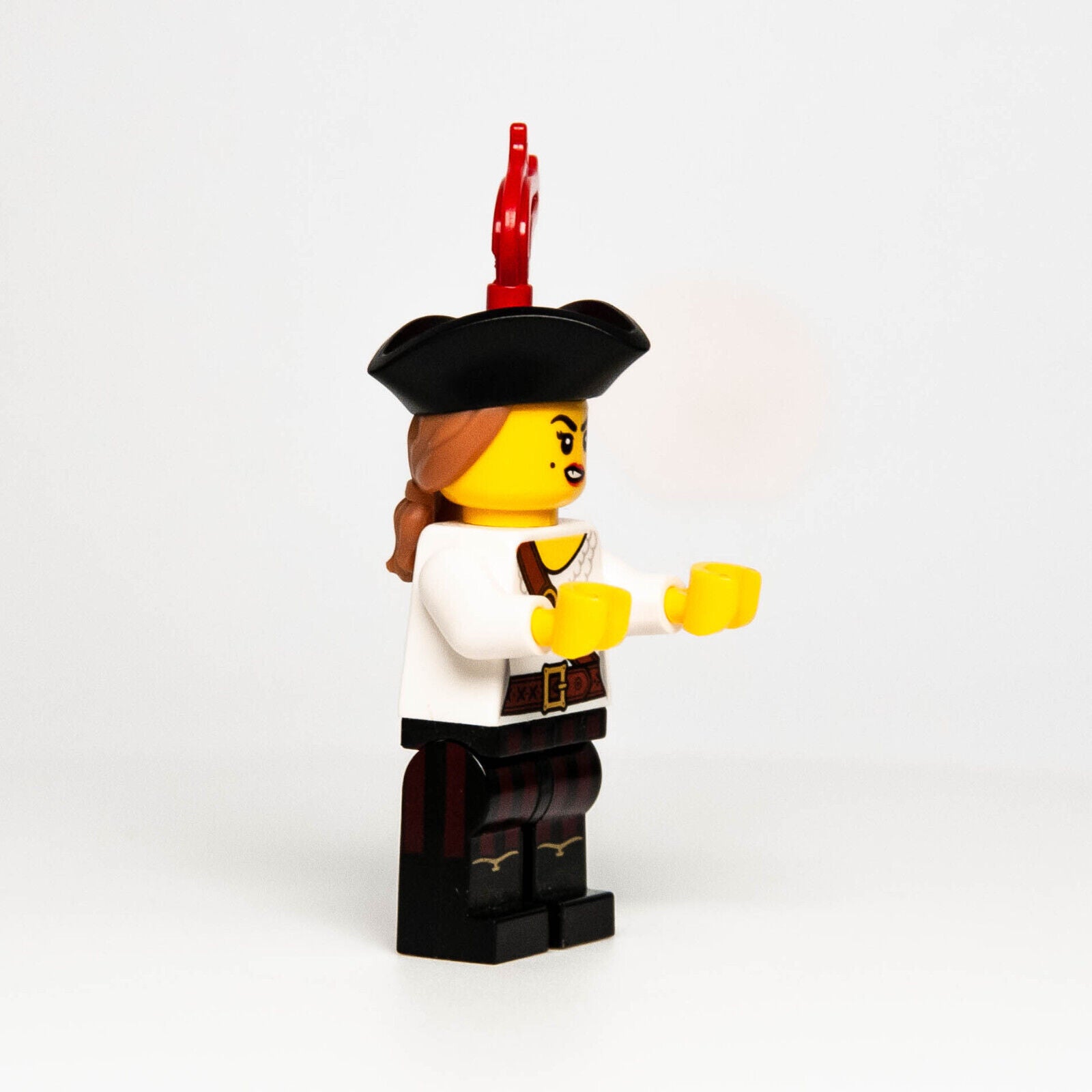 LEGO CMF Minifigure - Pirate Girl Lady 71027 Series 20 (col20-5 col362)