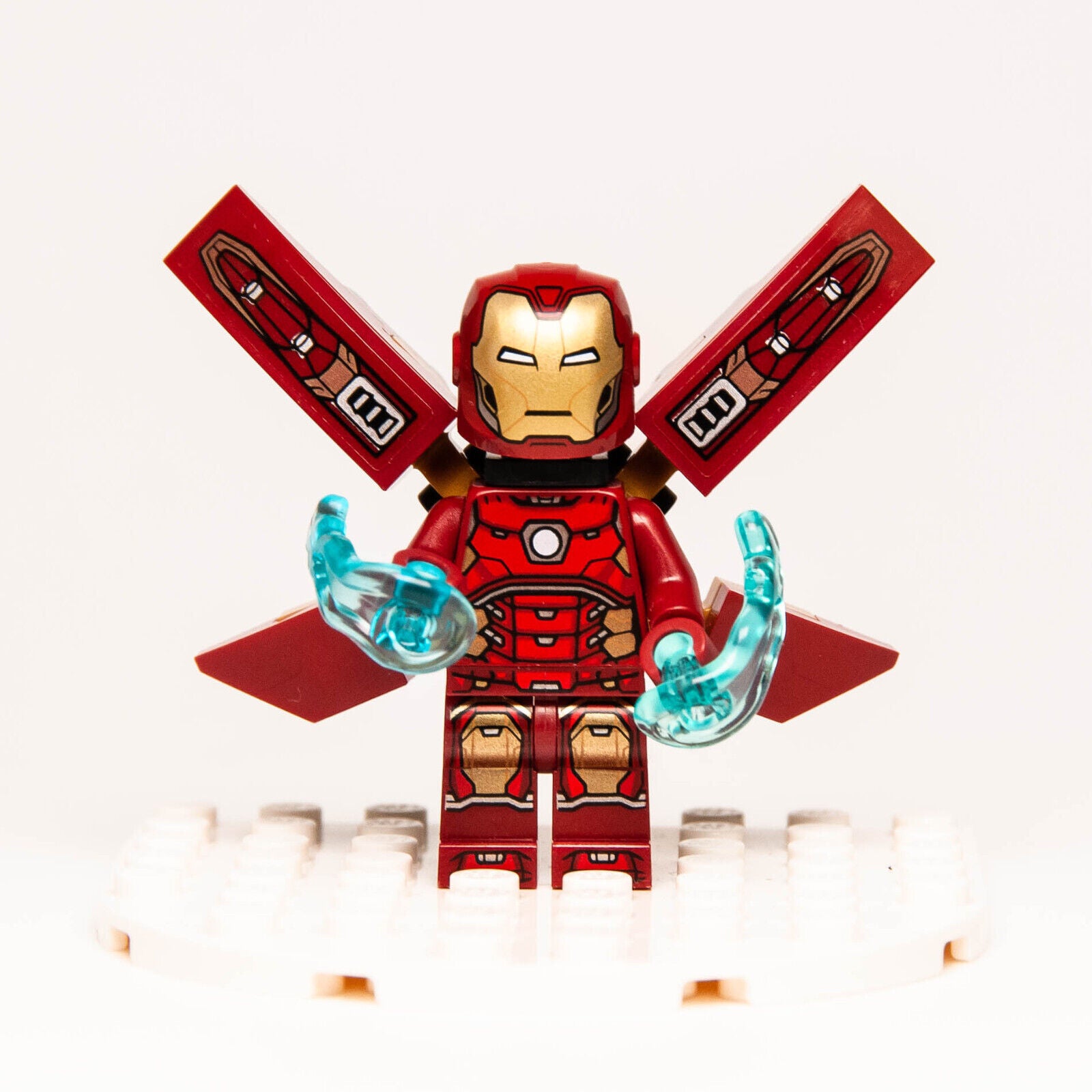 Lego Marvel Avengers Minifigure - Iron Man Armory Silver Hexagon (sh673s) 76167 - StudBee