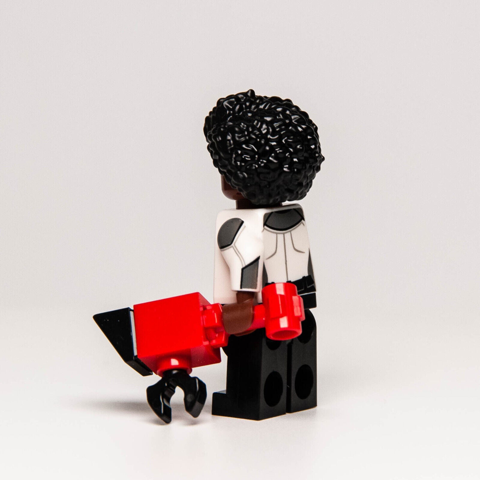 New LEGO Marvel Minifigure Series 71031 - Monica Rambeau (colmar-3) - StudBee
