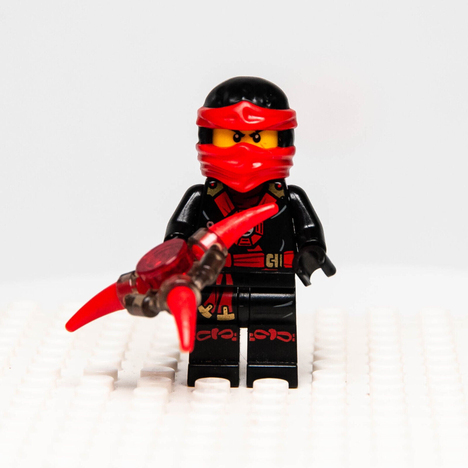 LEGO Ninjago Minifigure - Kai Deepstone Armor Possession (njo148) 70735 Ronin - StudBee