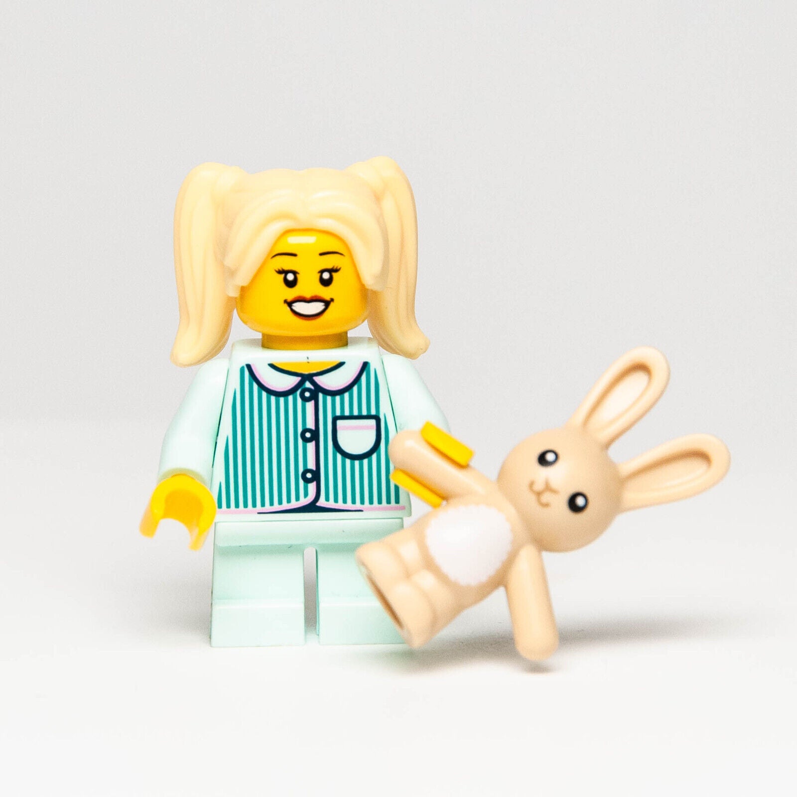 New Lego BAM Minifigure - Aqua PJ Pajamas Little Girl & Bunny 2022 Bedtime - StudBee