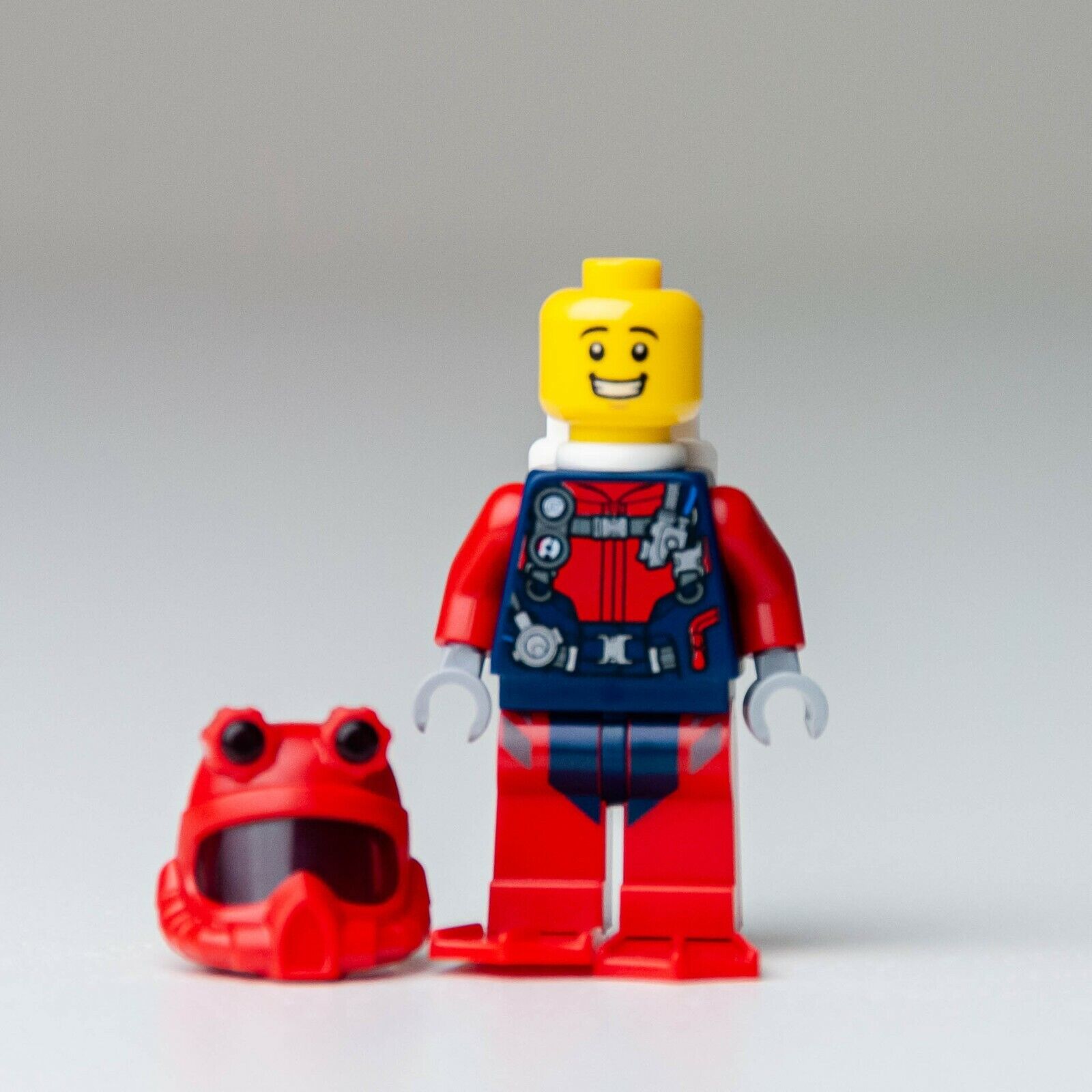 New LEGO Scuba Diver Minifigure - Deep Sea Explorers - 30370 (cty1173) - StudBee