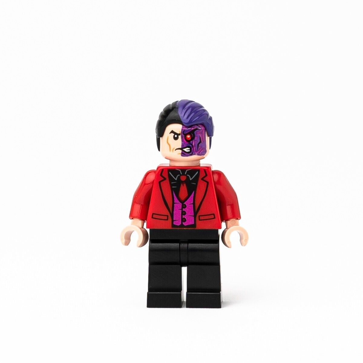 New LEGO Two-Face - Black Shirt, Red Tie and Jacket Minifigure - 76122 (sh594) - StudBee