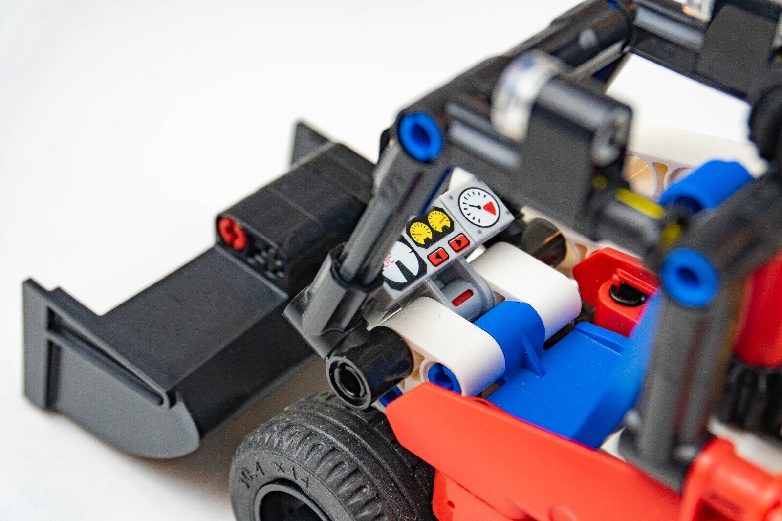 Lego Technic Construction Model Set 42116 - Skid Steer Loader w/ Instructions - StudBee