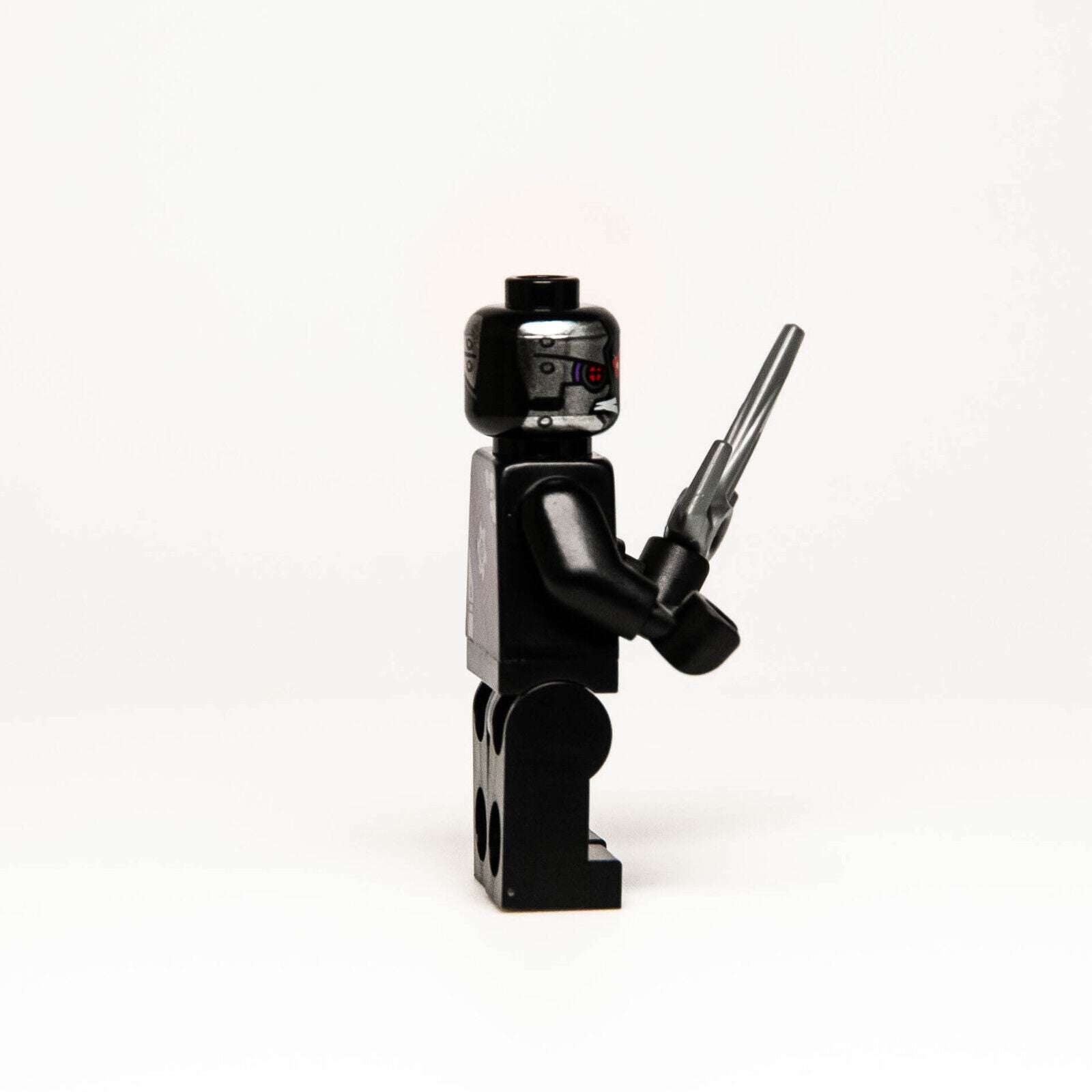 LEGO Ninjago Minifigure - Nindroid Drone w/Weapon (njo093) 70723 - StudBee
