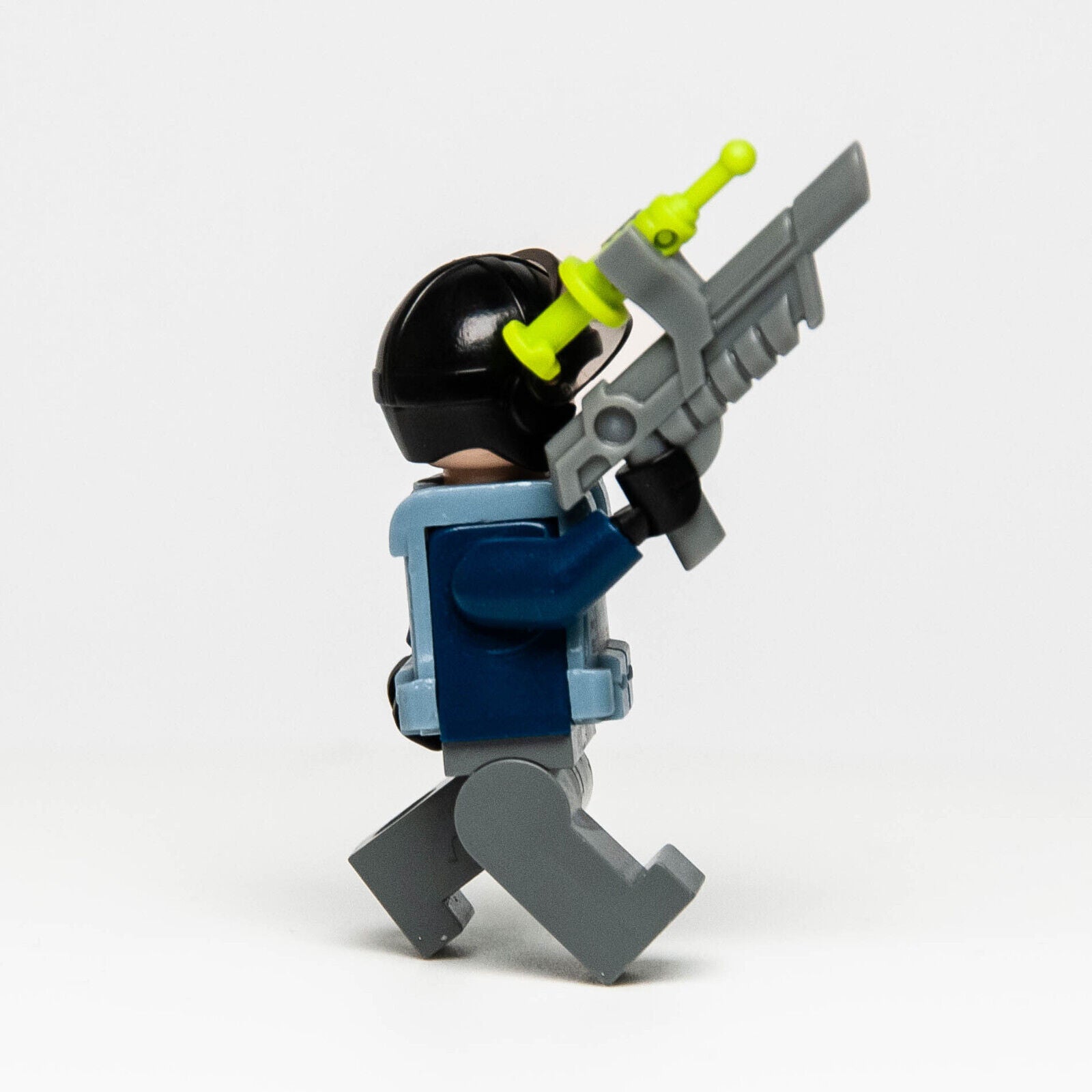 LEGO Minifigure - ACU Female Trooper Vest (jw007) Jurassic World 75918 - StudBee