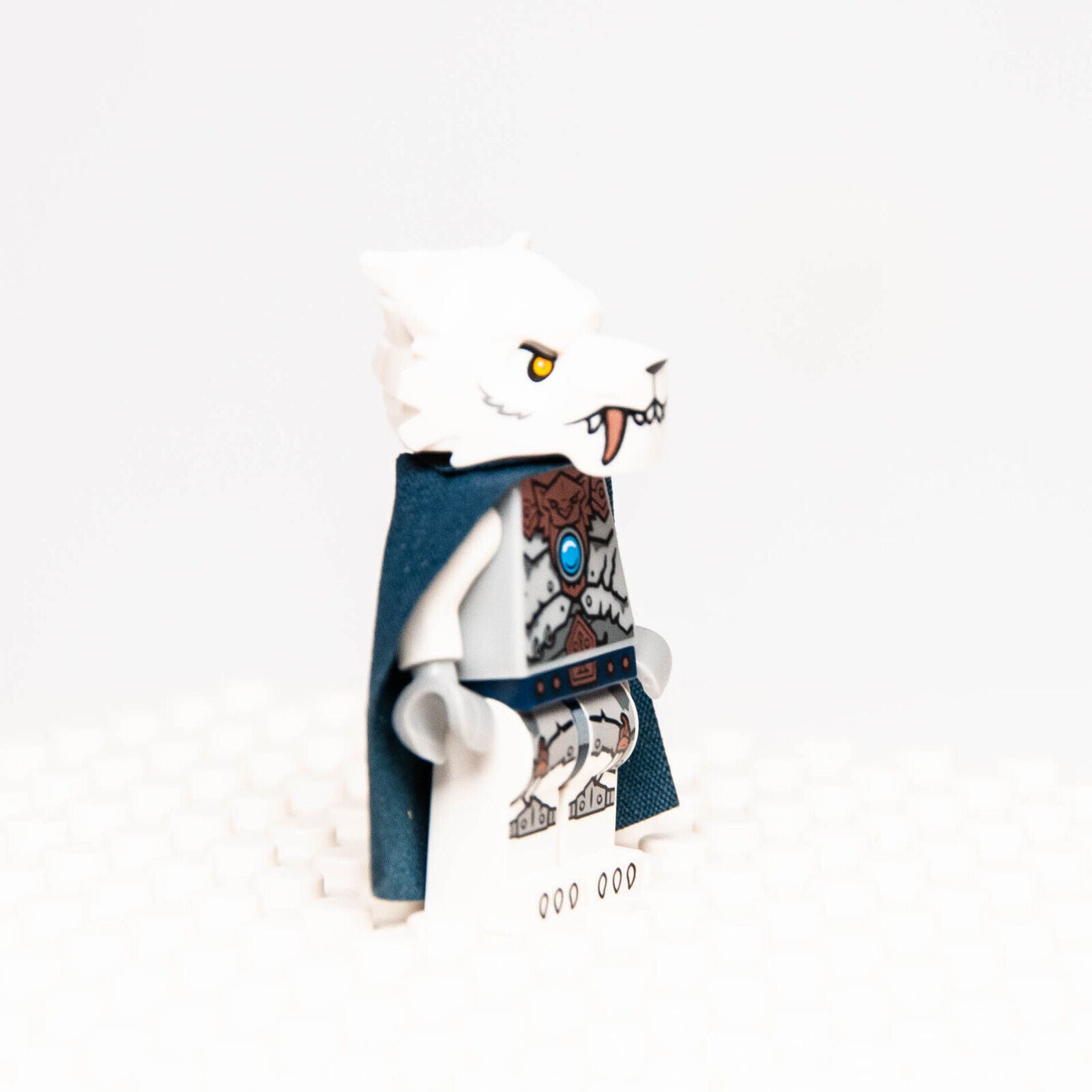 LEGO Sir Fangar Minifigure Legends of Chima Dark Blue Cape (loc161) 2015 5004077 - StudBee