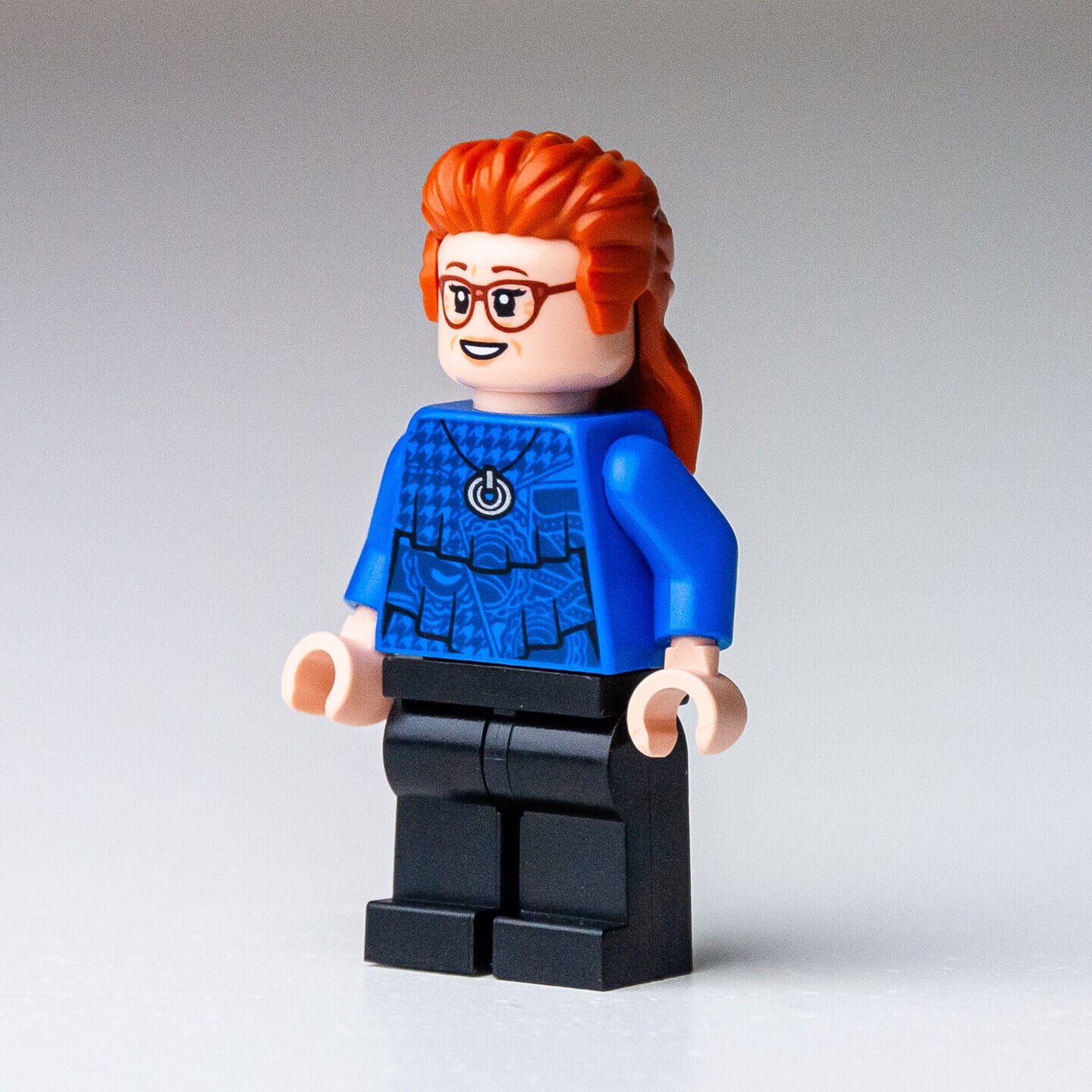 LEGO Queer Eye The Fab 5 Minifigure: Kathi Dooley (Before) Mullet (que006) 10291 - StudBee