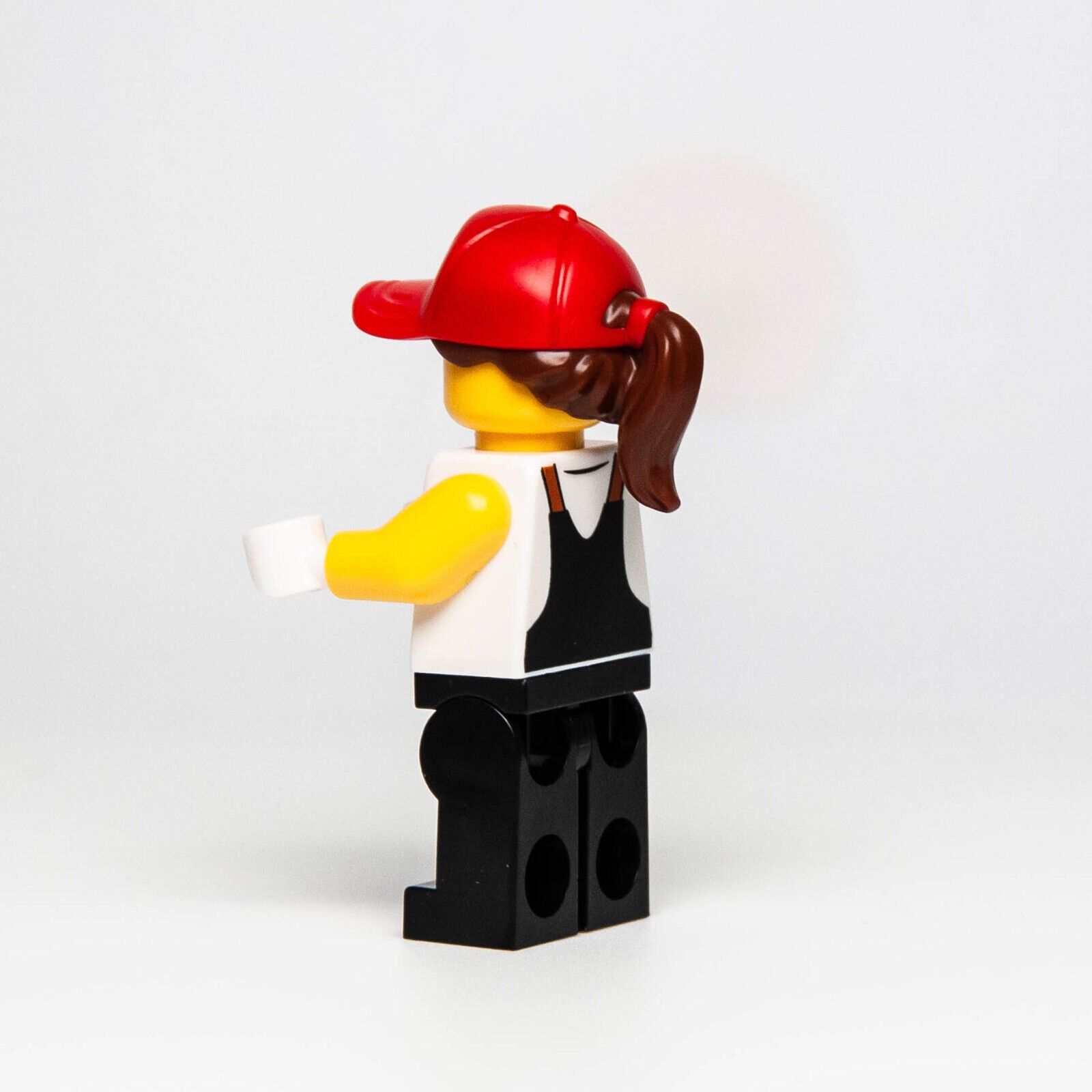 NEW LEGO City Minifigure - Burger Food Truck Vendor (twn495) 60404 - StudBee