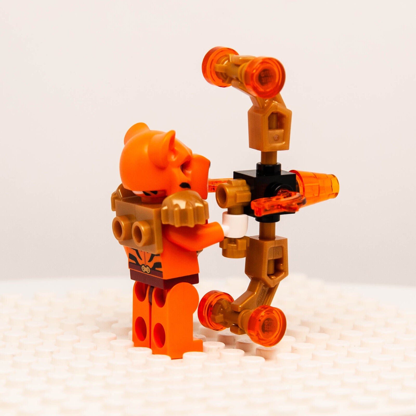 LEGO Chima Minifigure - Tormak (loc073) 70146 Orange Tiger Fire Tribe - StudBee