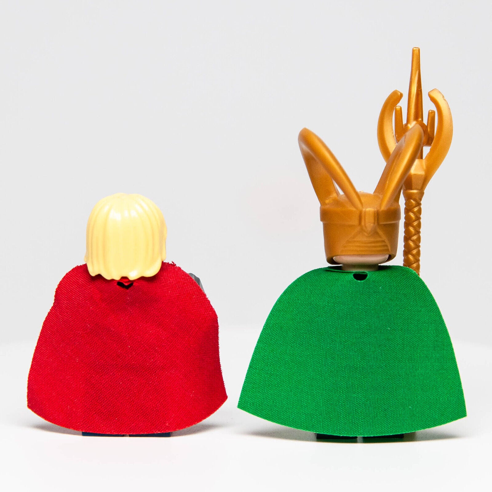 LEGO Marvel Minifigures: Thor (sh018) & Loki (sh033) 6869 Quinjet Aerial Battle - StudBee
