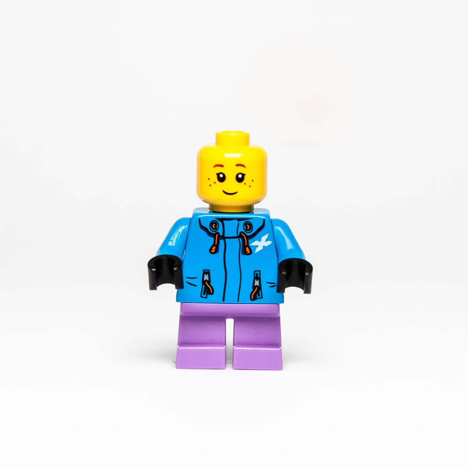 Lego Minifigure: Kid Girl Ushanka Hat (cty1080) 60235 60203 Ski Winter Snow (wtr - StudBee