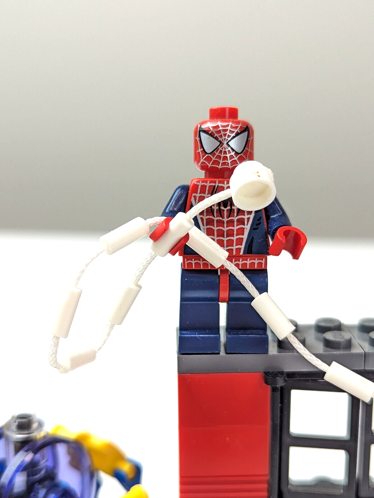Lego 4857 Spider-Man 2 Doc Ock's Fusion Lab - Complete, Instructions New Sticker - StudBee