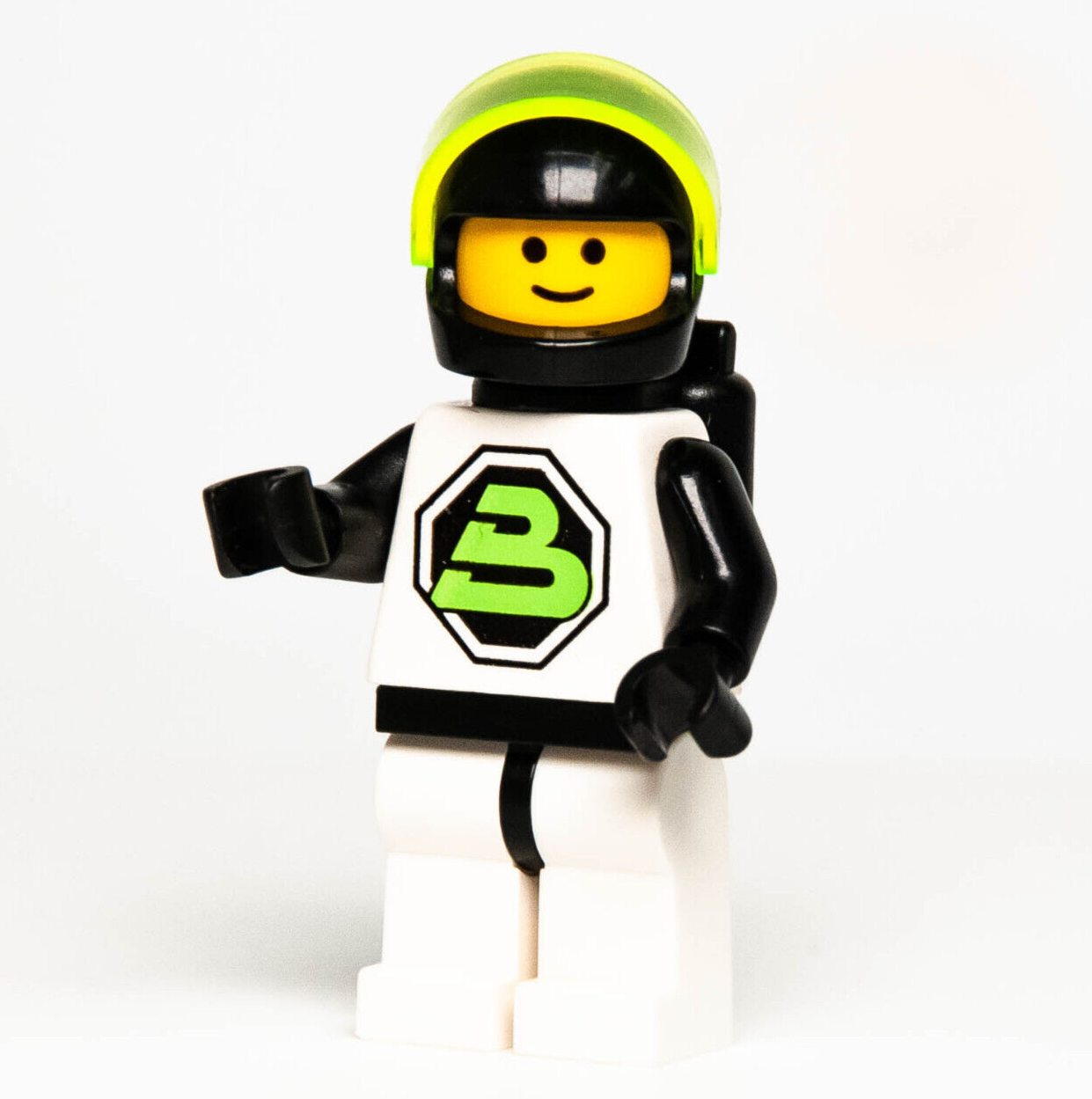 Lego Space Blacktron II Minifigure w/ Airtanks (sp002) 6897 6704 6957 6933 6832
