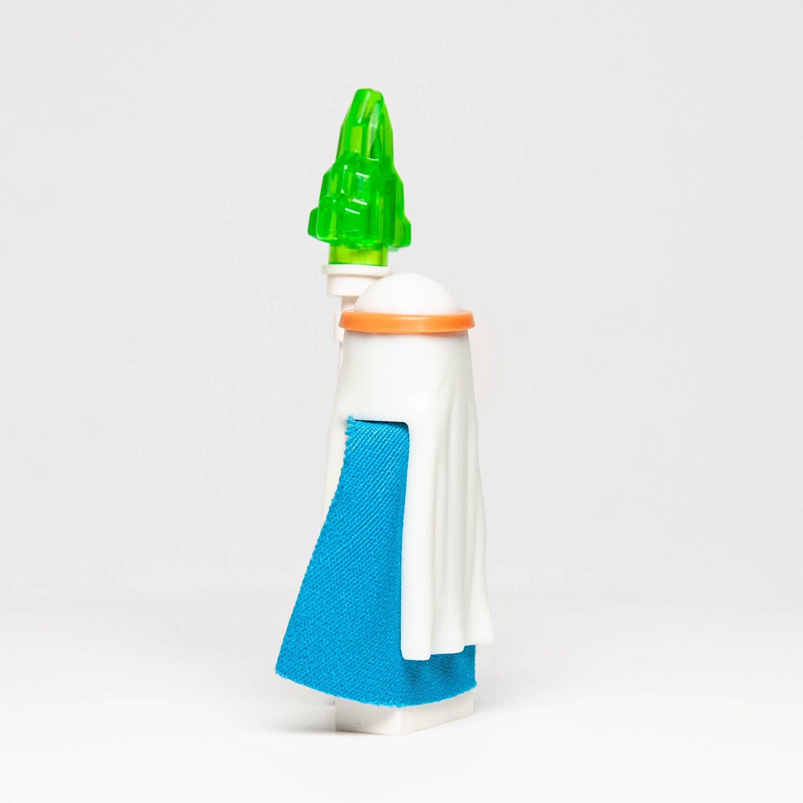 The LEGO Movie Minifigure – Vitruvius Ghost Shroud (tlm092) 70818 - StudBee