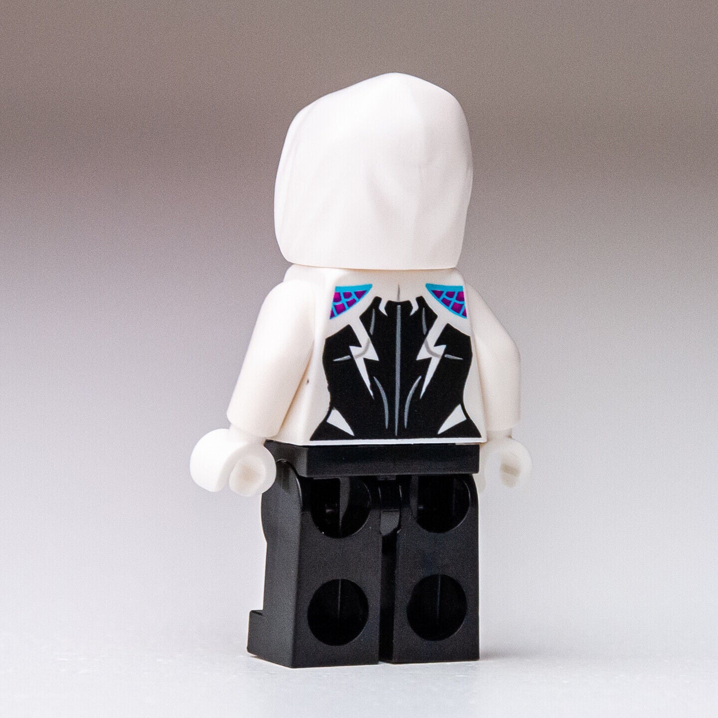 New LEGO Ghost Spider / Spider-Gwen, White Hood Basic Smooth Minifigure (sh682) - StudBee