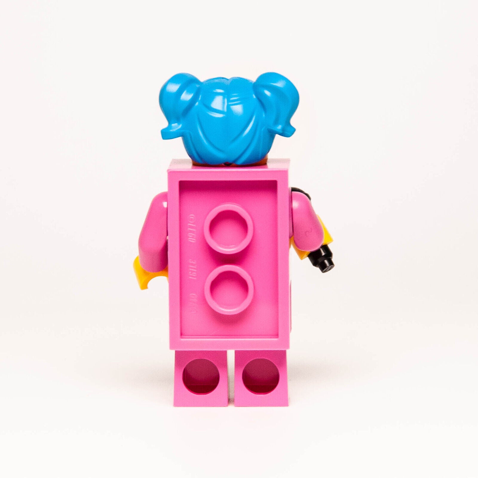 New LEGO BAM 2024 Minifigure - Dark Pink Brick Costume Suit Singer Lady - StudBee