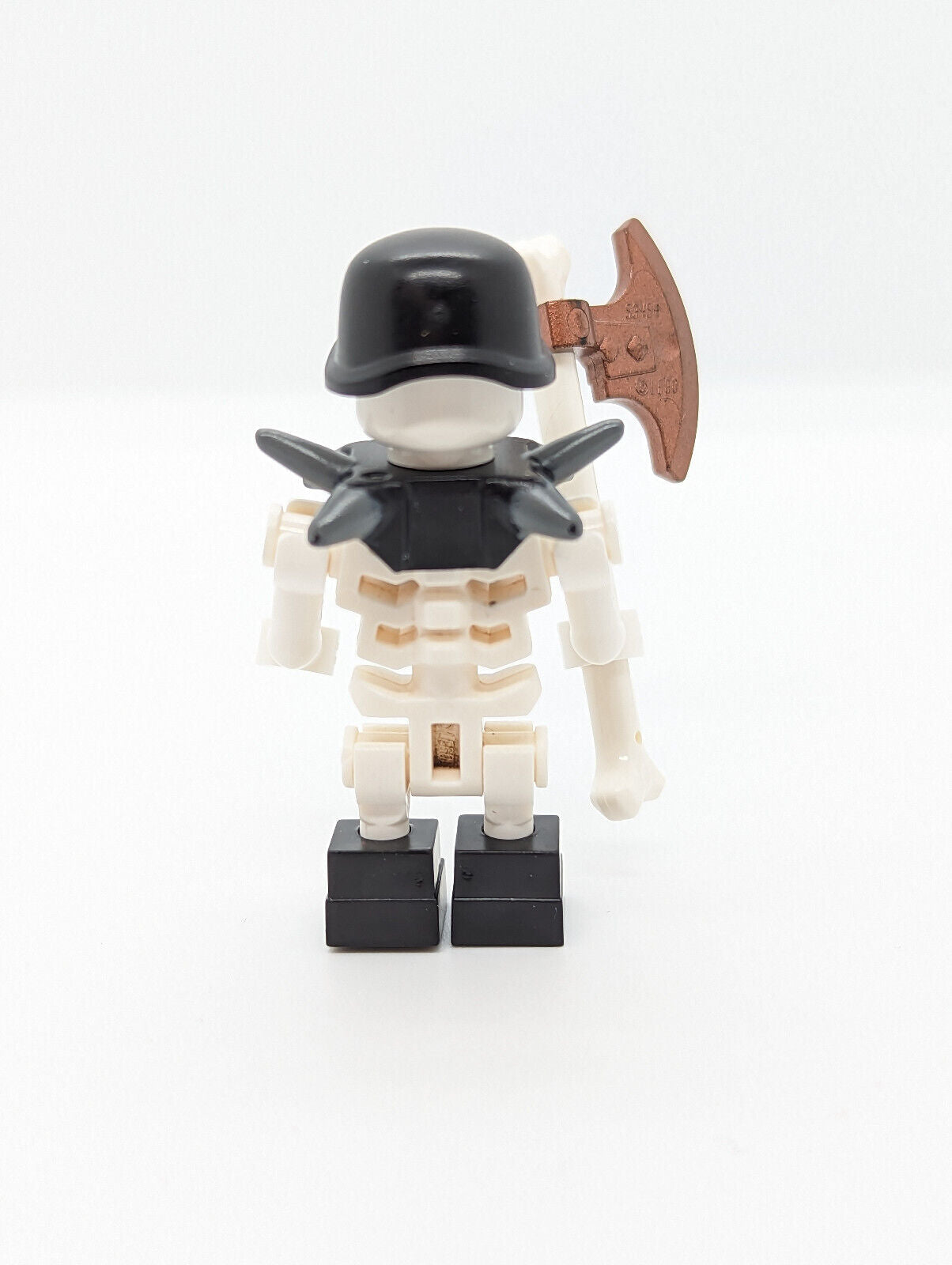 LEGO Ninjago Golden Weapons: Chopov with Helmet (njo005) 2259 Skull Motorbike - StudBee