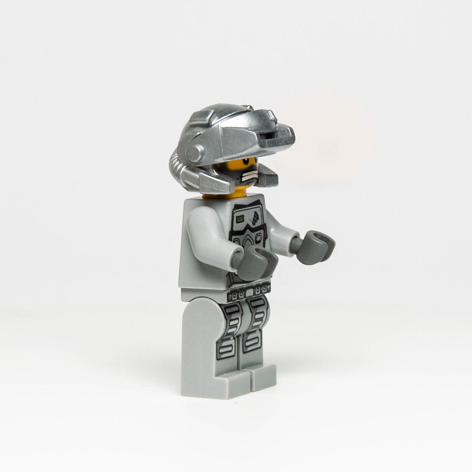 Lego Power Miners Minifigure - Duke, Gray Outfit (pm031) 8191 Lavatraz Miner - StudBee