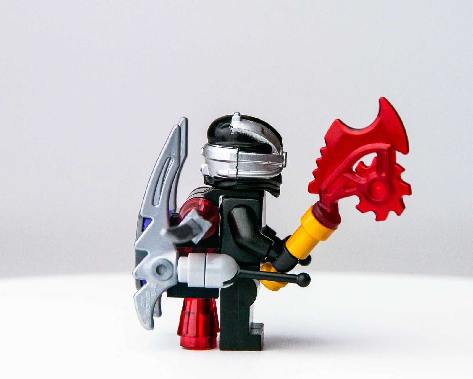 LEGO Nindroid Warrior w/ Twin Blade Jet Pack - 70727 (njo100) Minifigure - StudBee
