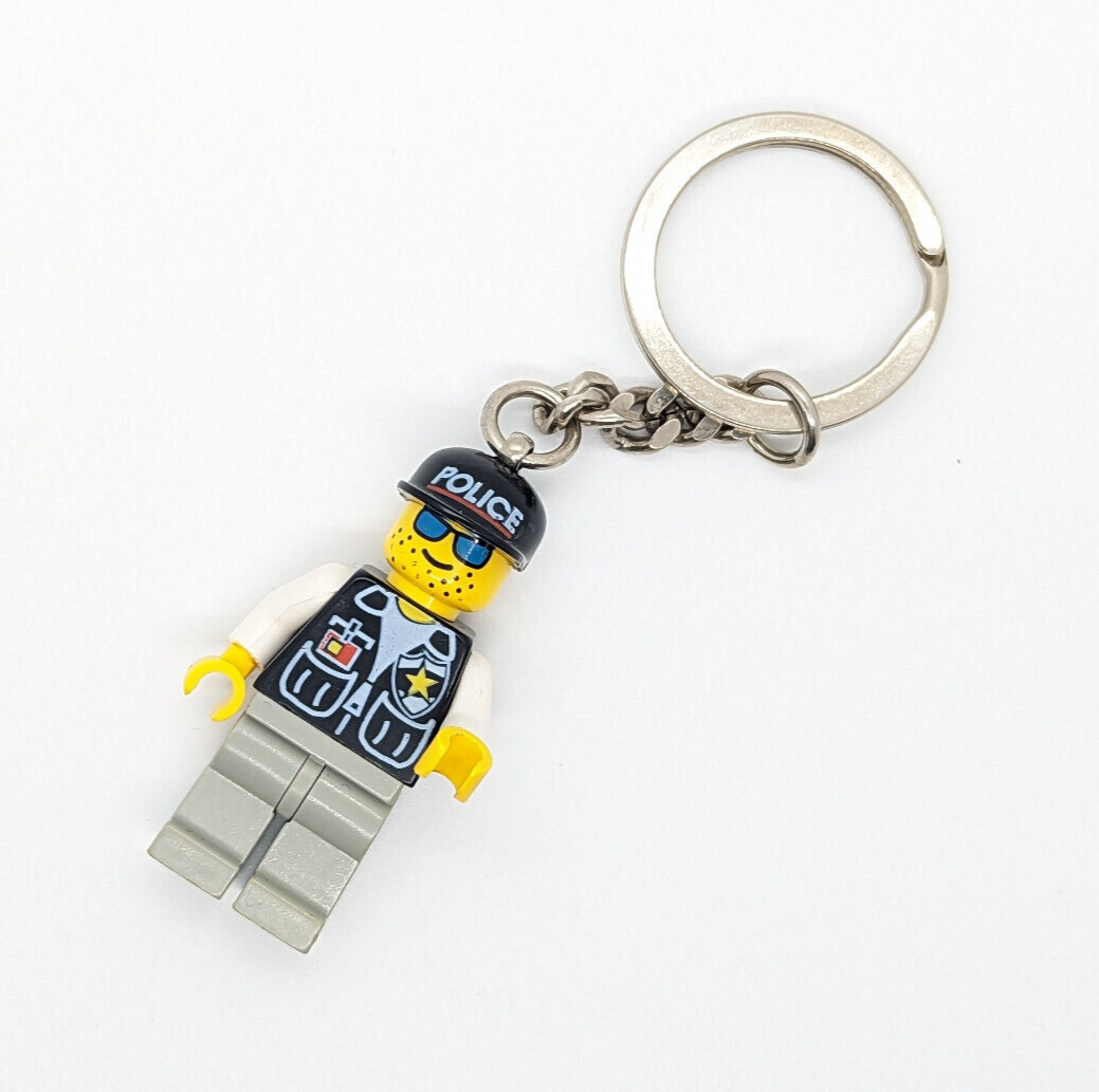 LEGO Minifigure Classic City Police Officer Cop Key Ring Chain 3954 (cop009) - StudBee