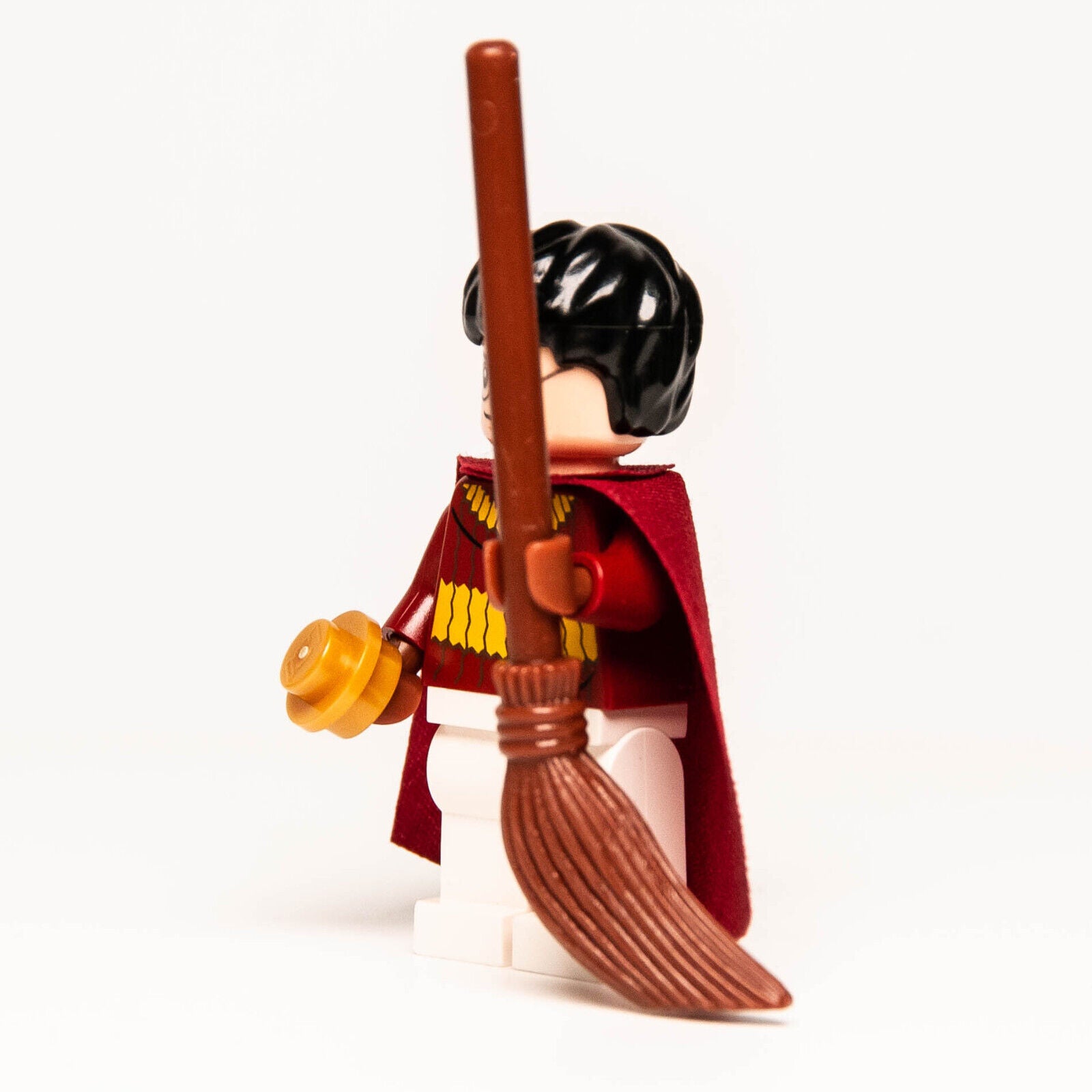 LEGO Harry Potter w/ Broom - Quidditch Match 4737 (hp110) Minifigure - StudBee