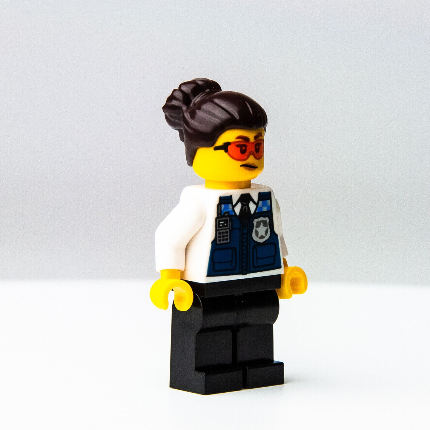 NEW Officer Gracie Goodhart - Police Mobile Command Truck  cty1365 LEGO Minifig - StudBee