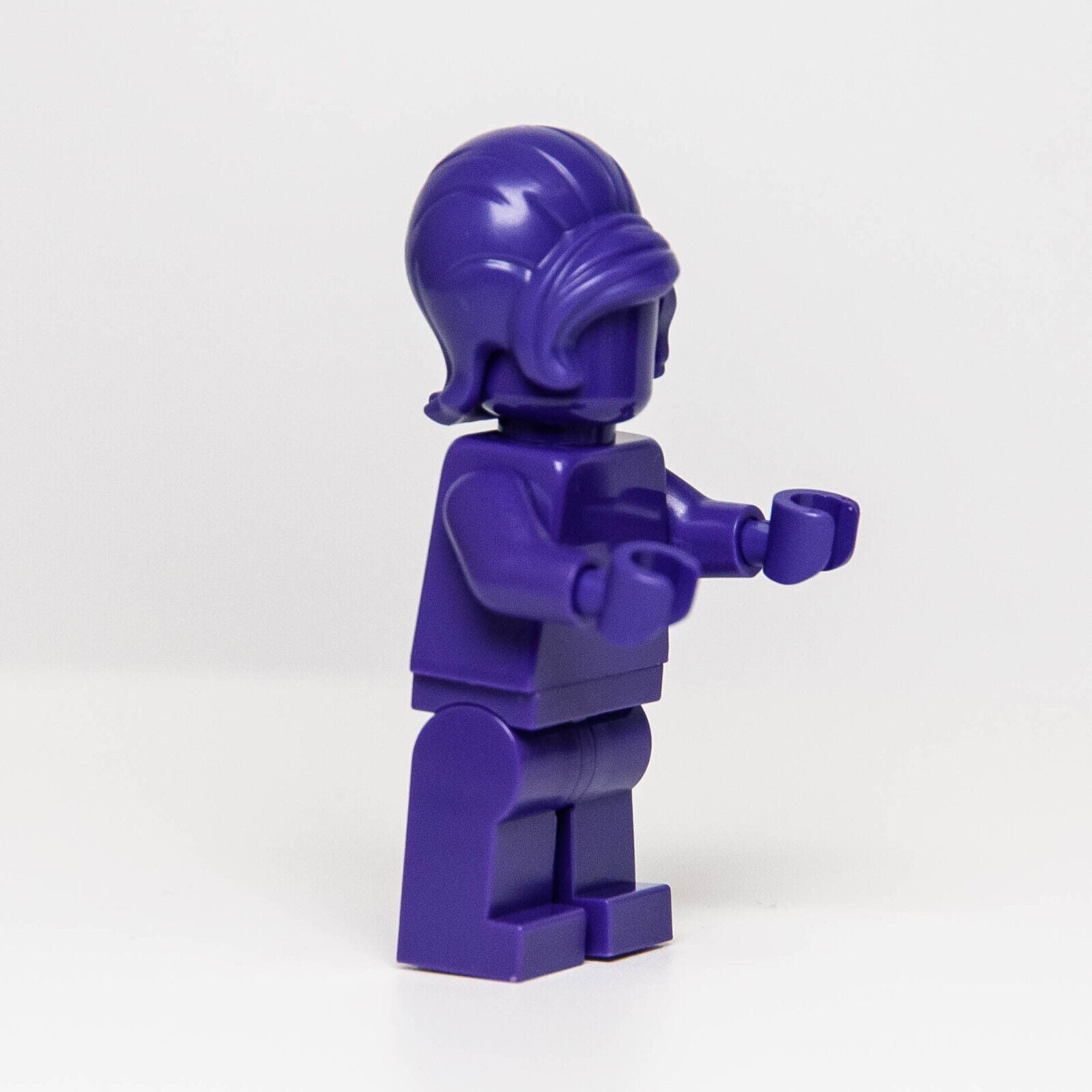 NEW LEGO Everyone is Awesome Dark Purple Monochrome Minfigure (tls107) 40516 - StudBee