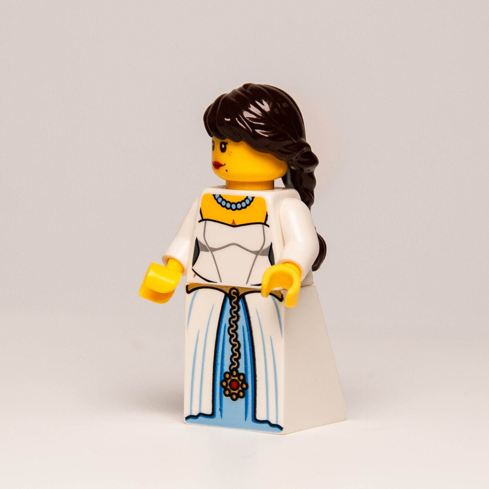 LEGO Medival Lady Minifigure TRU Exclusive 2013 Maiden Princess Dress (col278) - StudBee