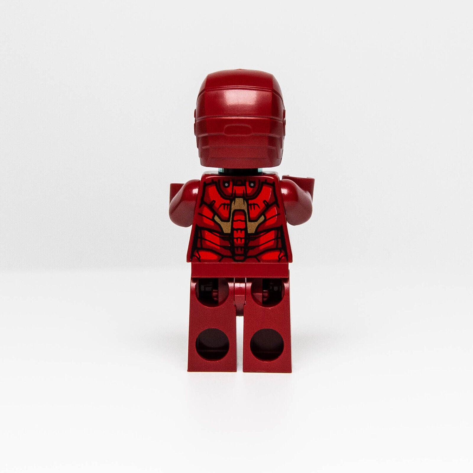 NEW LEGO Iron Man Mark 3 Armor Minifigure (sh825) 76216 Marvel - StudBee