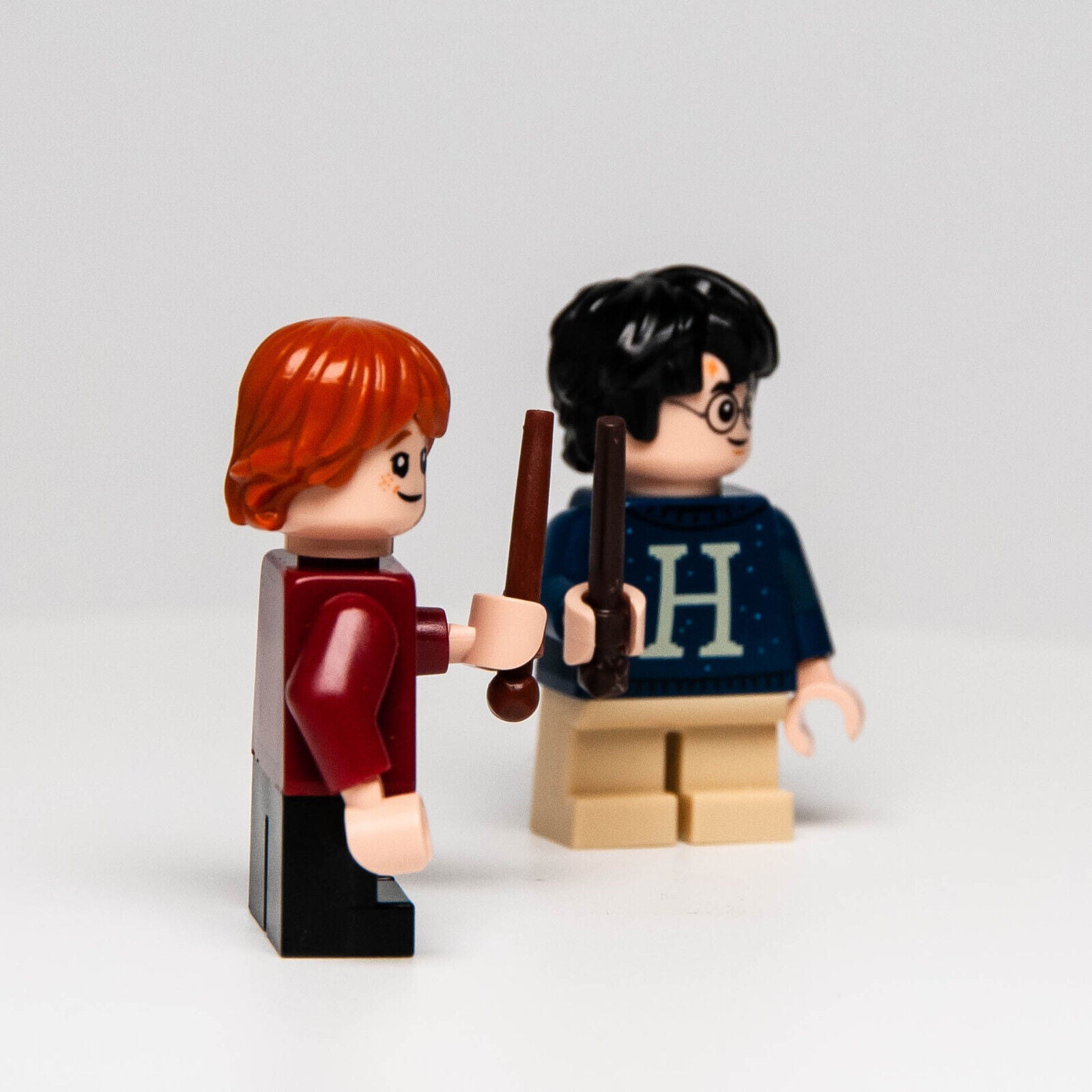 NEW (Lot of 2) LEGO Minifigures: Harry & Ron, Letter Sweaters 75964 (hp207 hp206 - StudBee