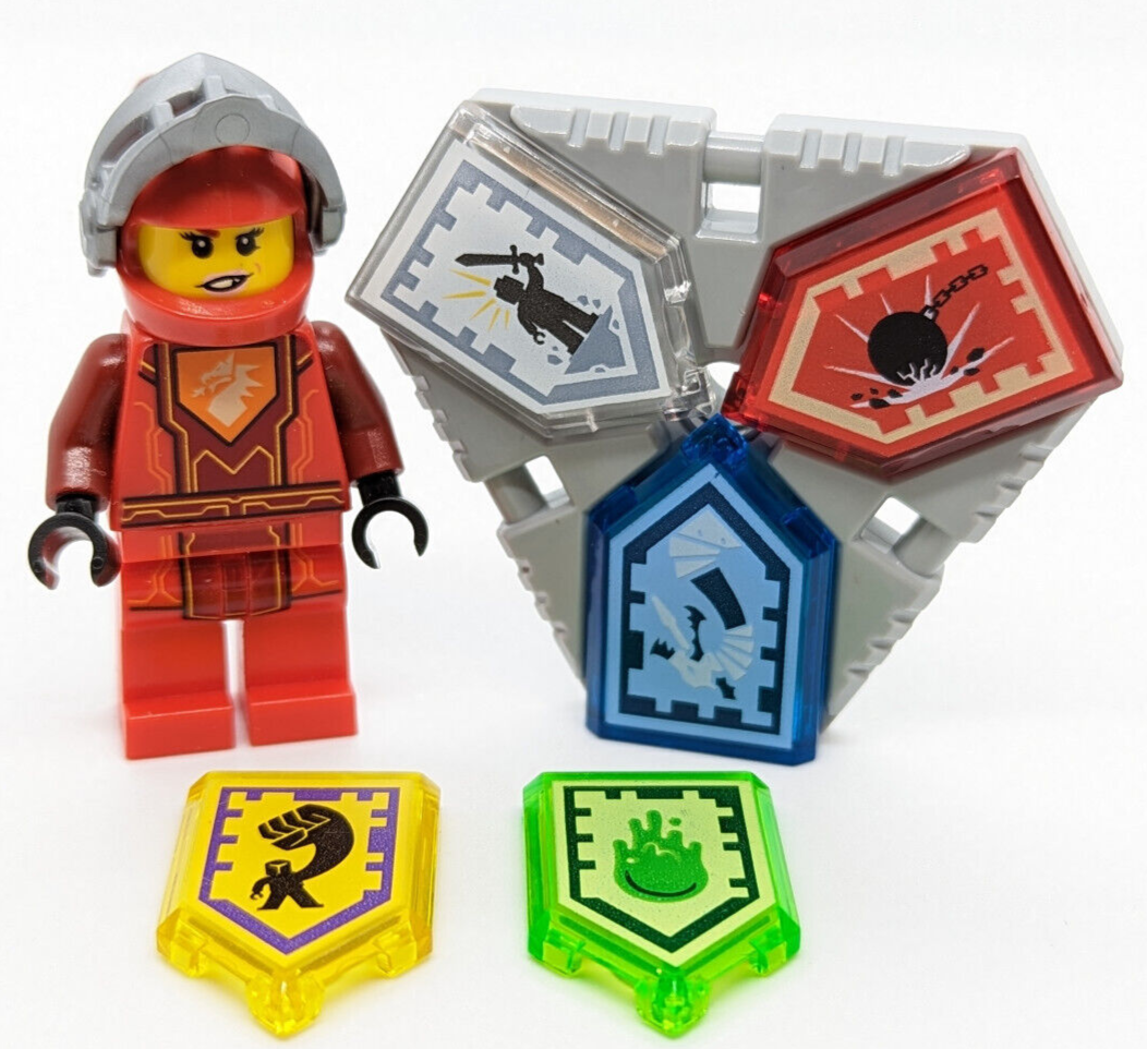 LEGO Nexo Knights Minifigure & Shields - Battle Suit Macy (nex084) 70363 - StudBee