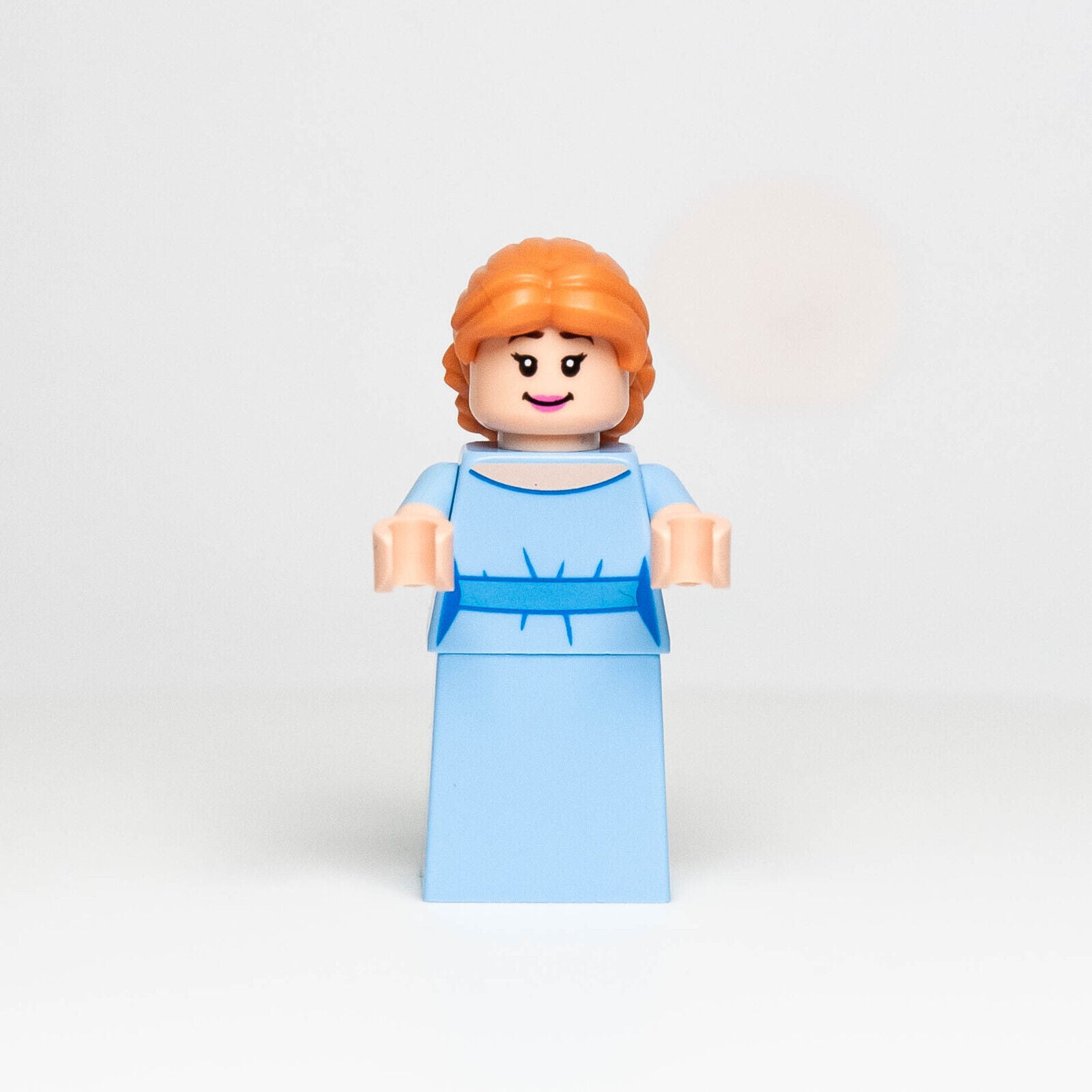 New LEGO Disney Minifigure- Wendy Darling (dis139) 43232 Peter Pan Flight London