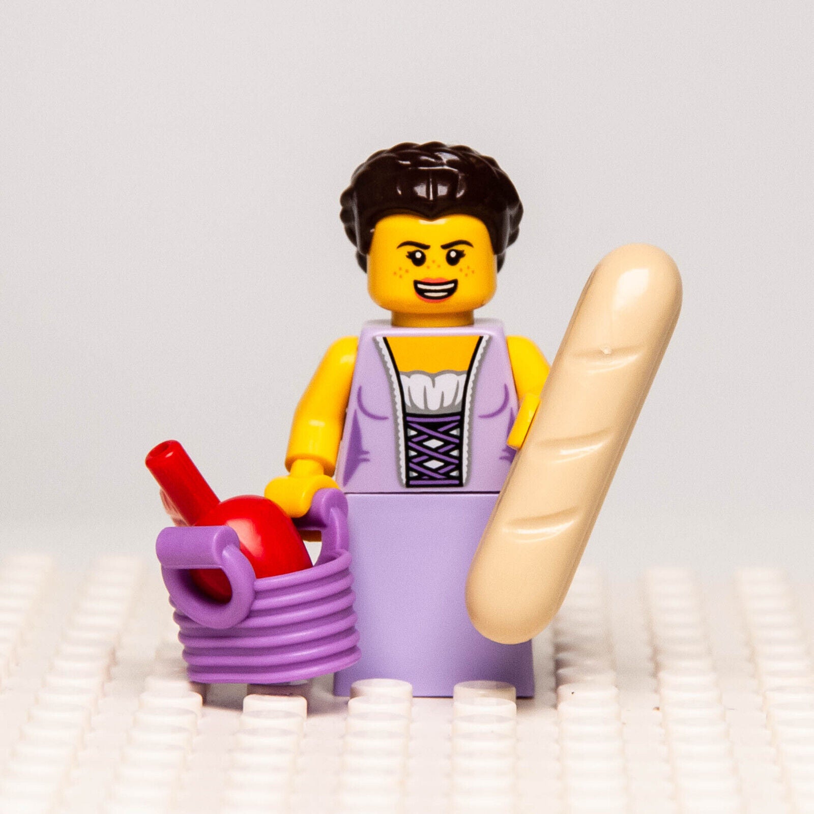 New Lego BAM 2020 Castle Medieval Minifigure - Lavender Corset, Skirt Princess - StudBee